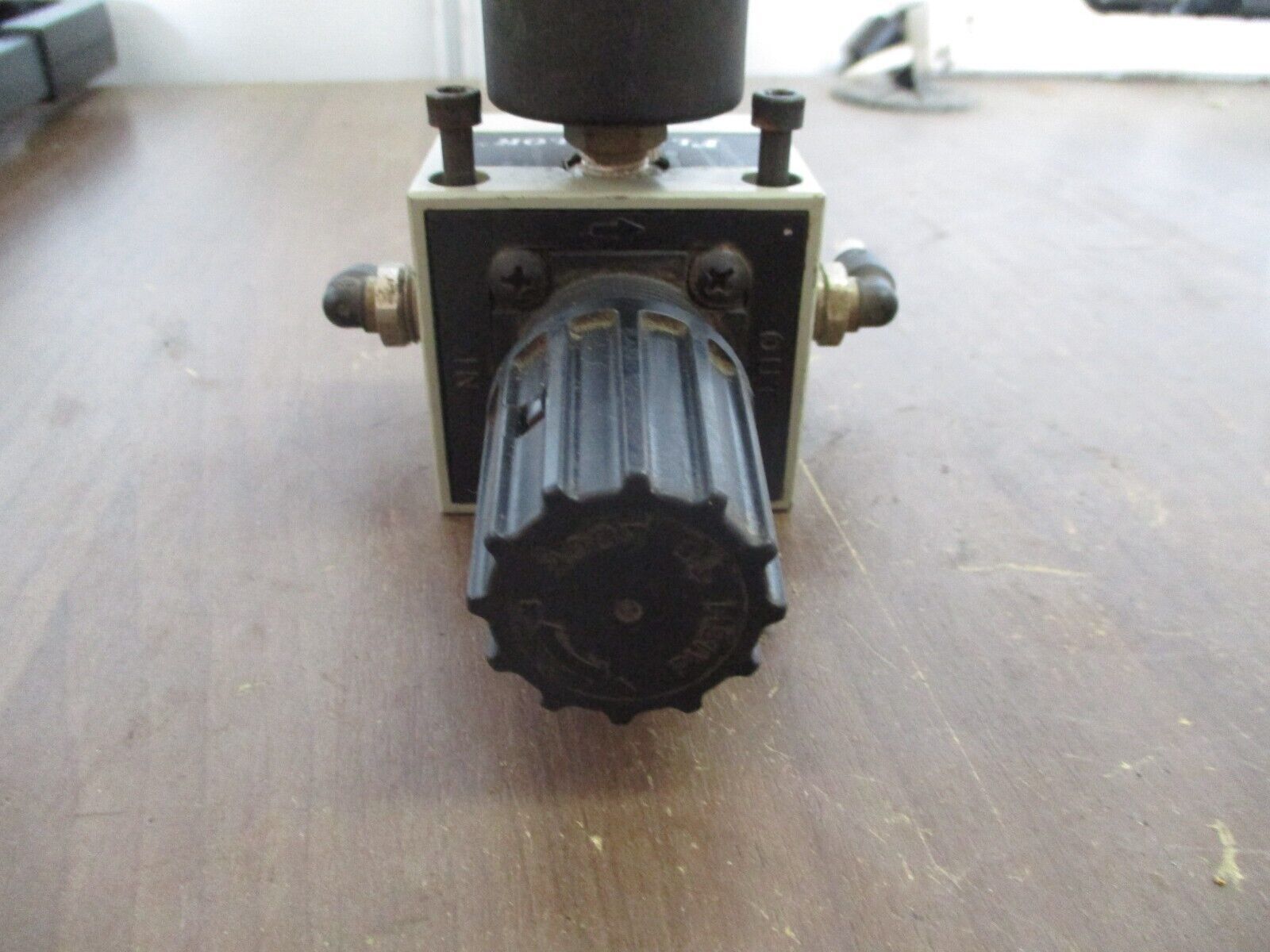 Numatics Flexiblok Pneumatic Regulator Valve R22K-02G Used