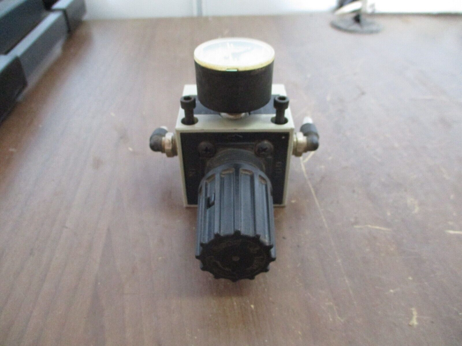 Numatics Flexiblok Pneumatic Regulator Valve R22K-02G Used