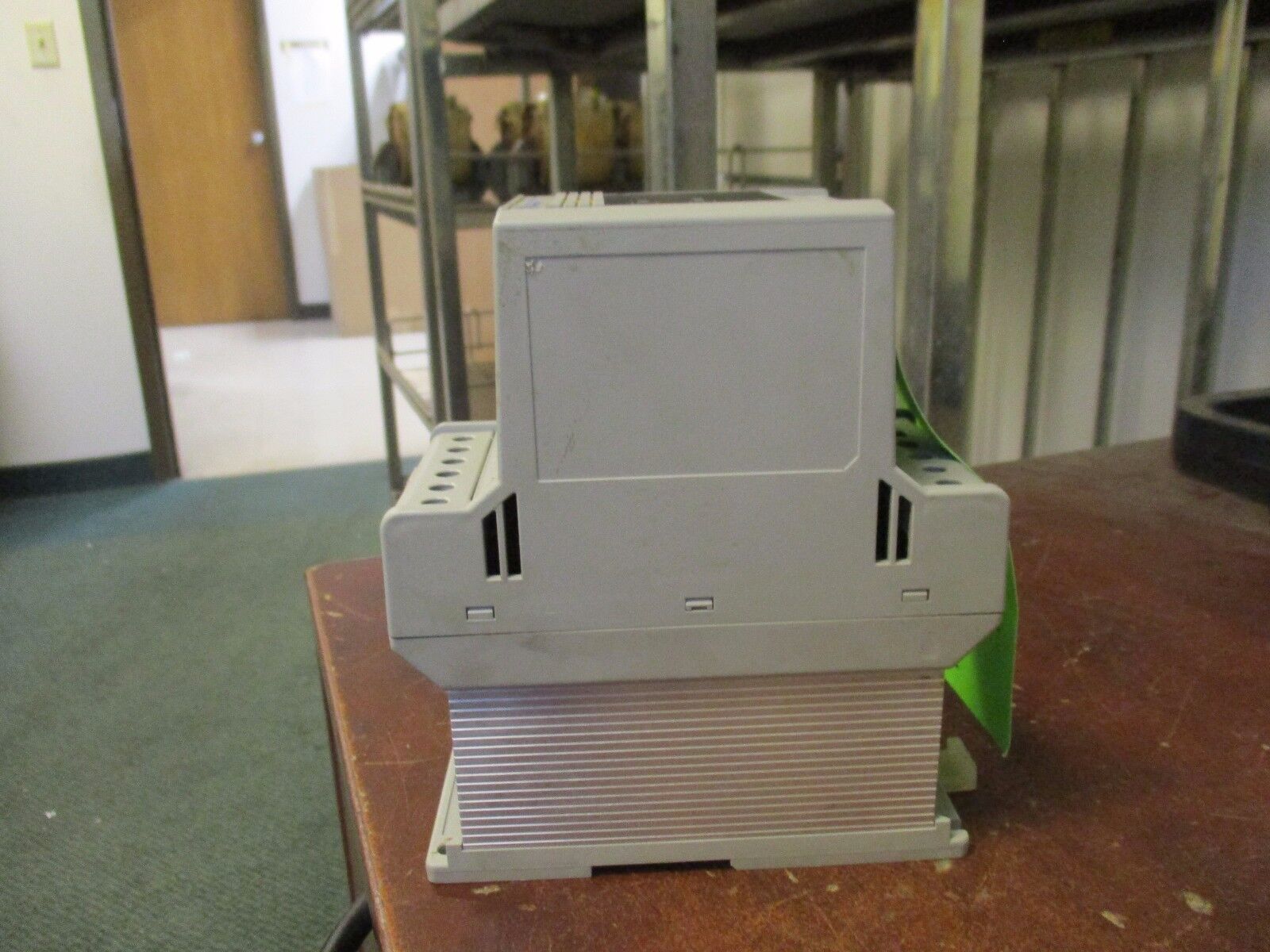 Allen-Bradley Smart Speed Controller 160-BA02NSF1 0.75Hp FRN: 7.04 Used