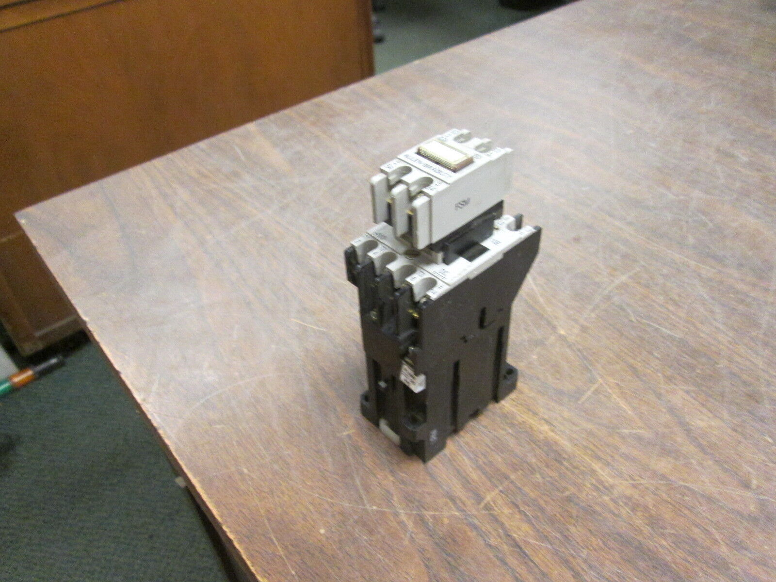 Allen-Bradley Contactor 100-A12NZ*3 12A 600V 24VDC Coil Used