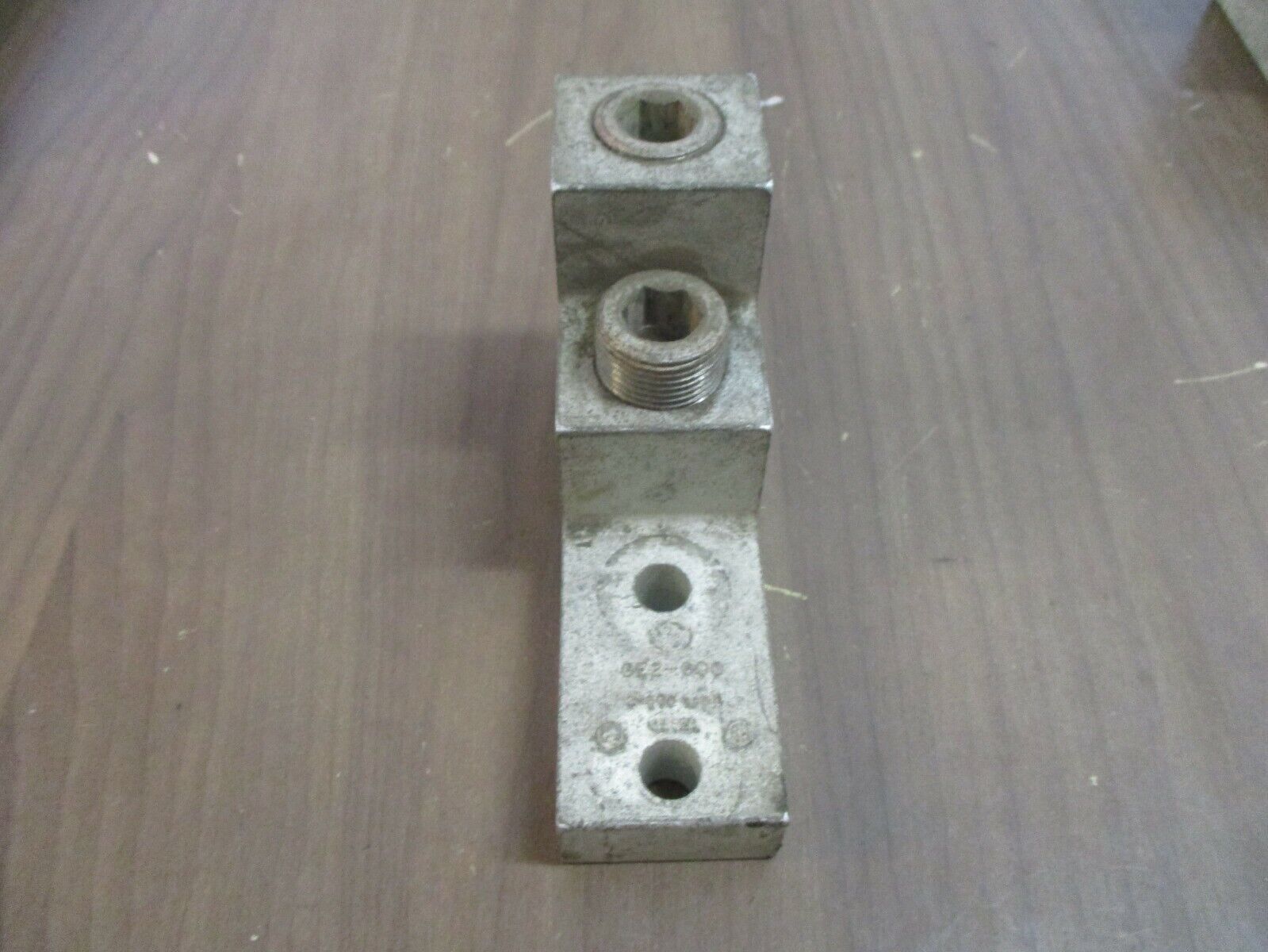 GE Mechanical Lug GE2-600 2-600KCMIL *Lot of 3* Used