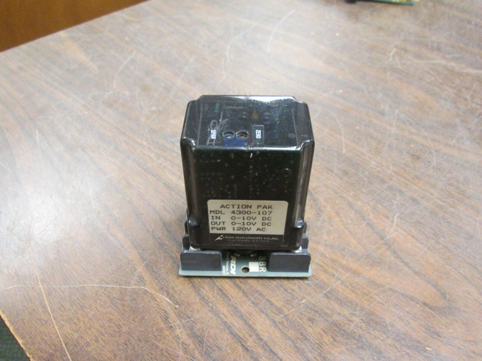 Action Instruments Action Pak Isolating Signal Conditioner 4300-107 Used