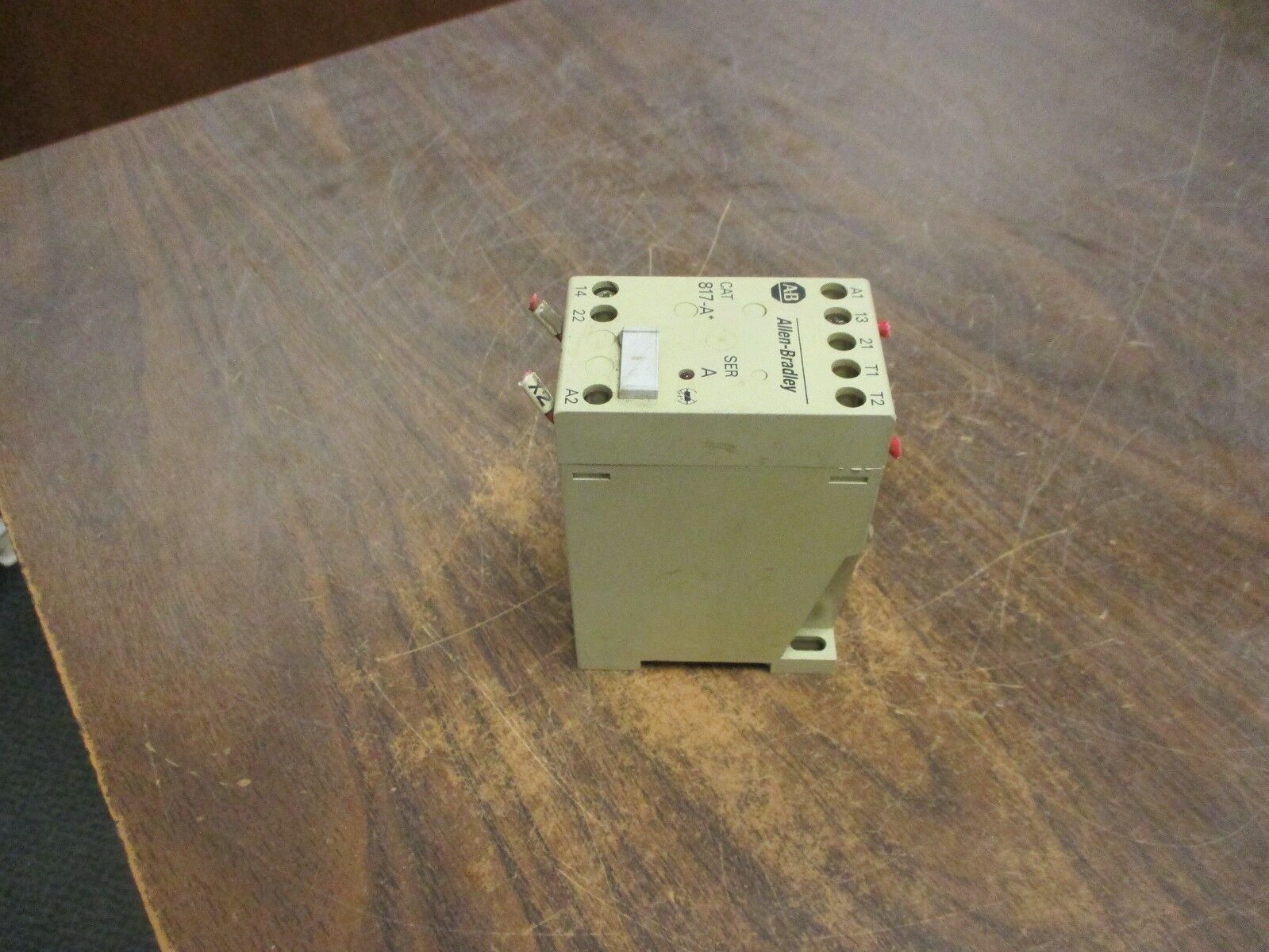 Allen-Bradley Relay 817-A* Ser A 110V 50/60Hz 2VA Used