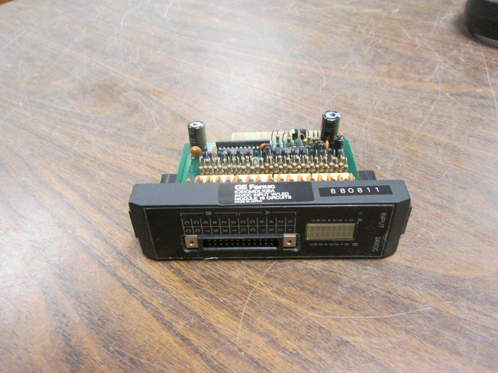GE Fanuc 24VDC Input w/ LED Module IC610MDL106A 16-Circuit Used