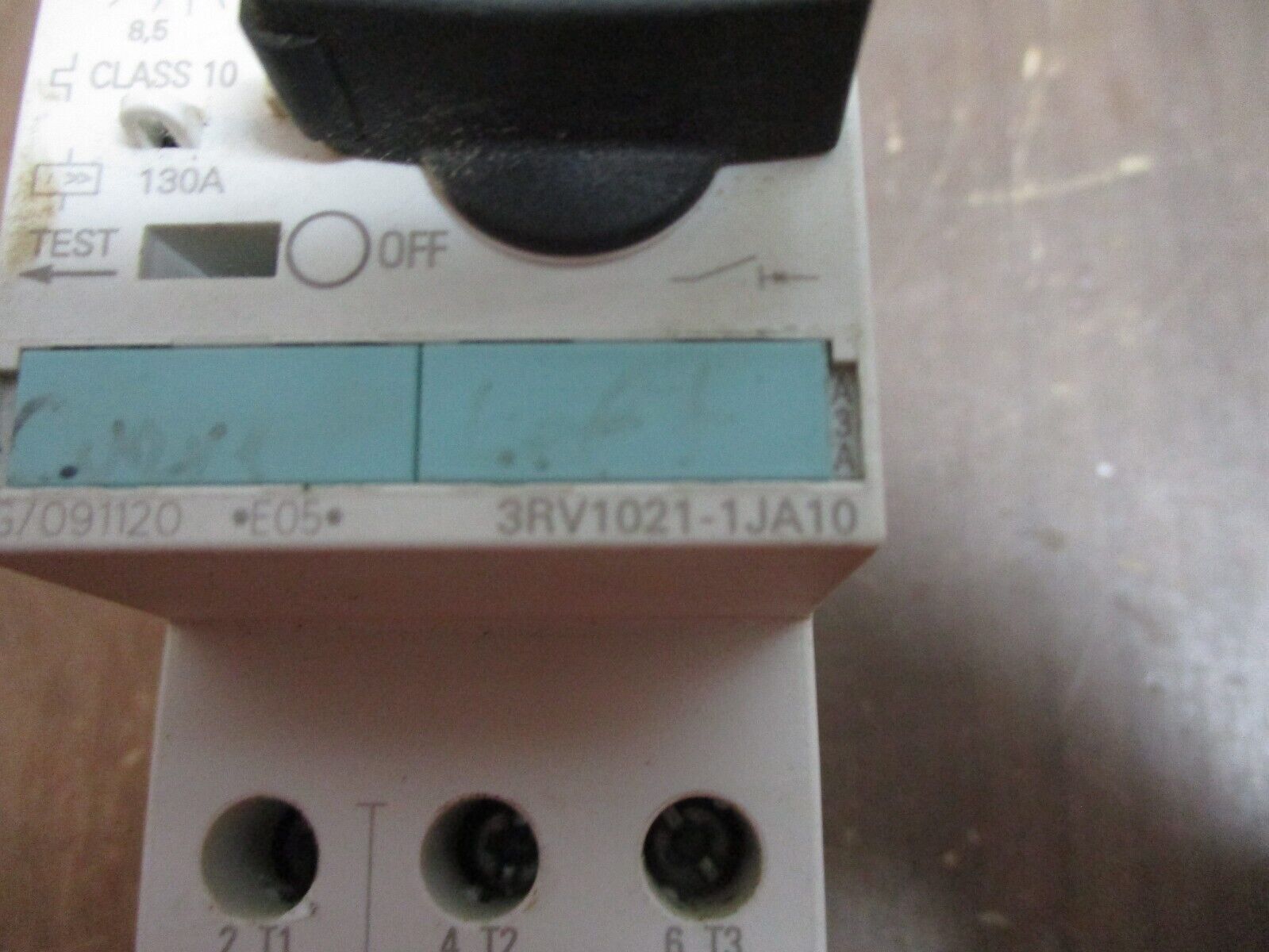 Siemens Sirius Manual Starter 3RV1021-1JA10 Trip: 7-10A Used