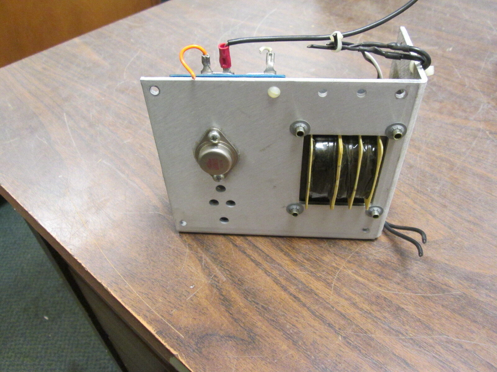 Power/Mate Corp. Econo/Mate Regulated Power Supply EMA 24 C Used