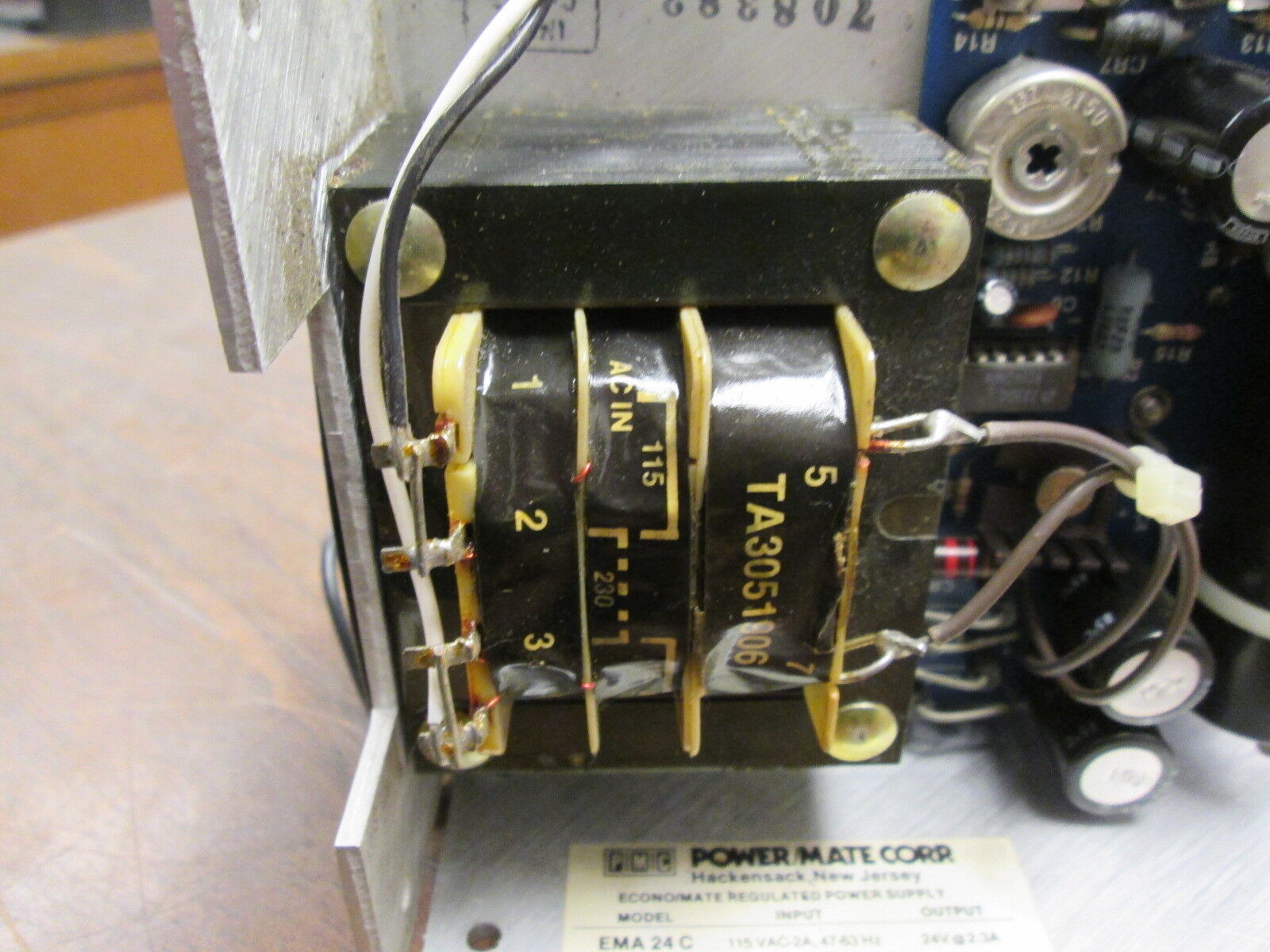 Power/Mate Corp. Econo/Mate Regulated Power Supply EMA 24 C Used
