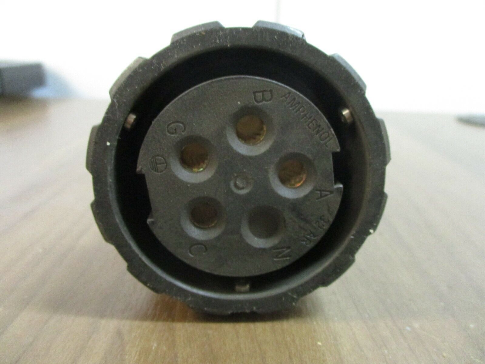 Amphenol Connector GT06PCM23-ARS-120(360S) - 0815 120A 600V Used