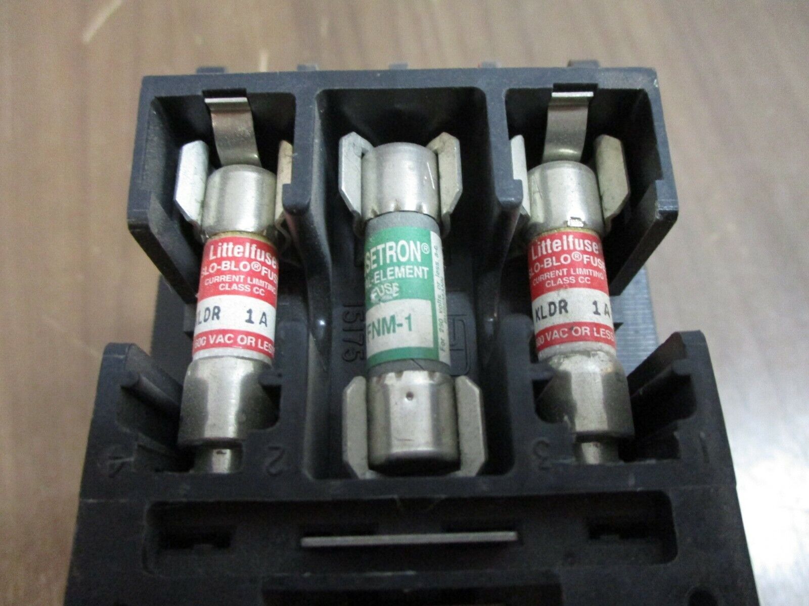 Hevi-Duty Control Transformer E1053PBX 0.105kVA Pri: 240/480V Sec: 120V 50/60Hz