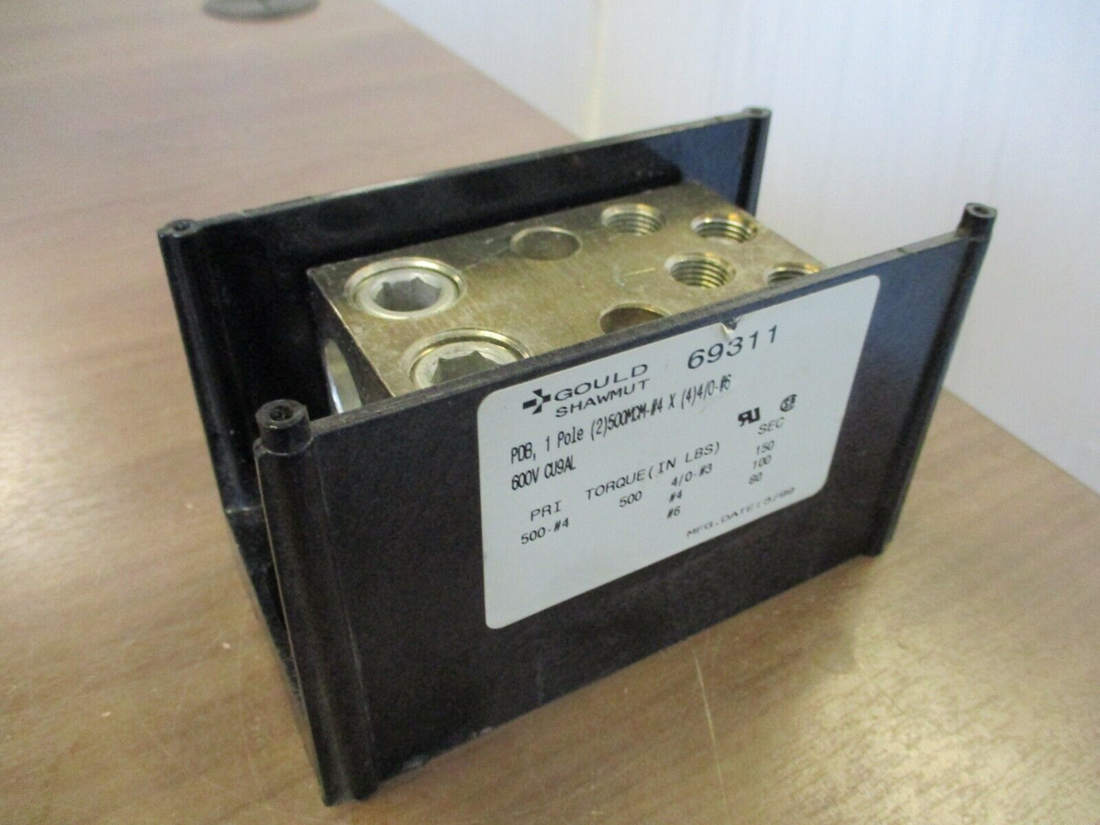 Gould Shawmut Power Distribution Block 69311 600V 1P Used