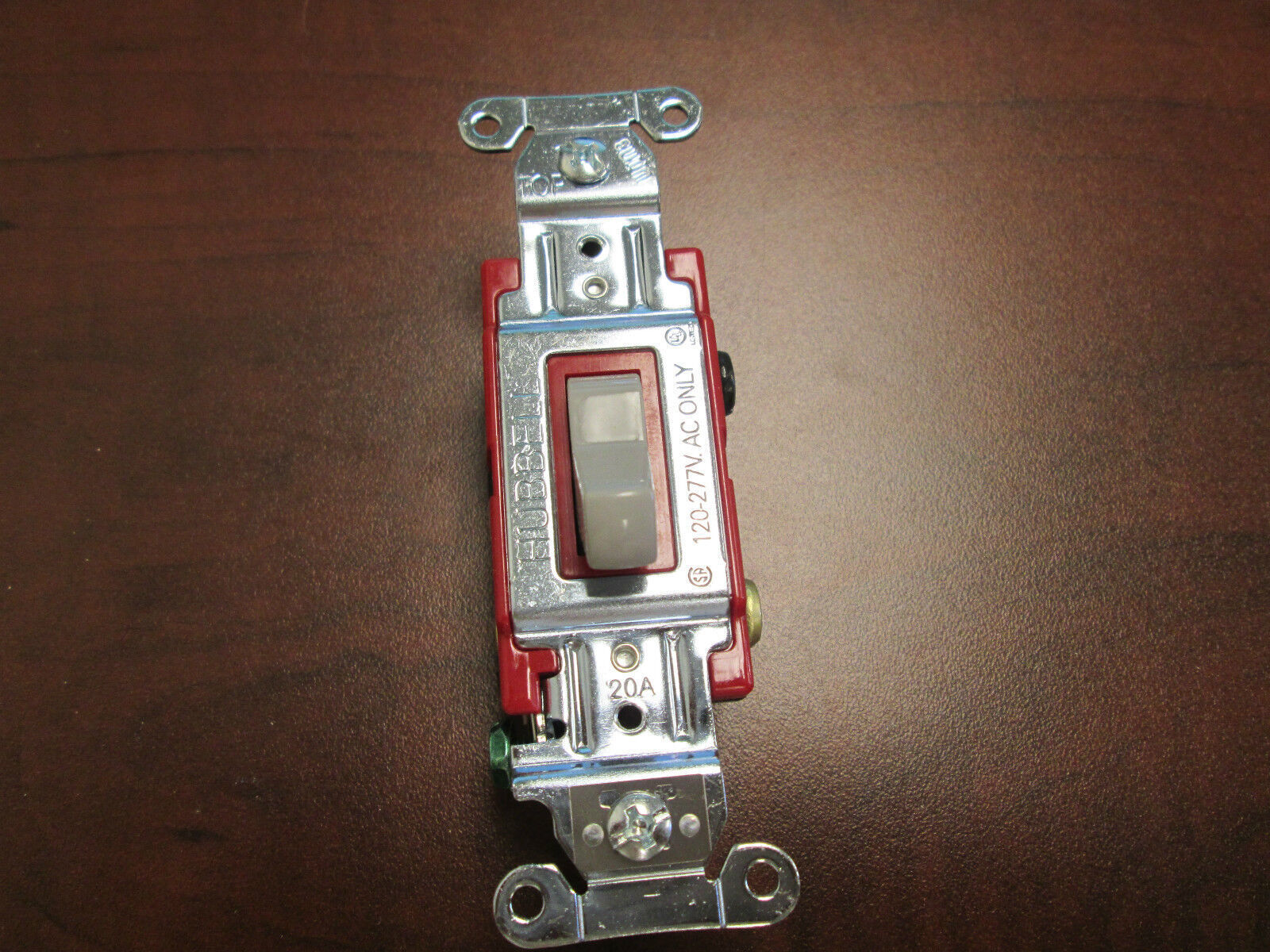 Hubbell Toggle Switch 1224GY 4-way switch 20A 120/277V *Lot of 2* New Surplus