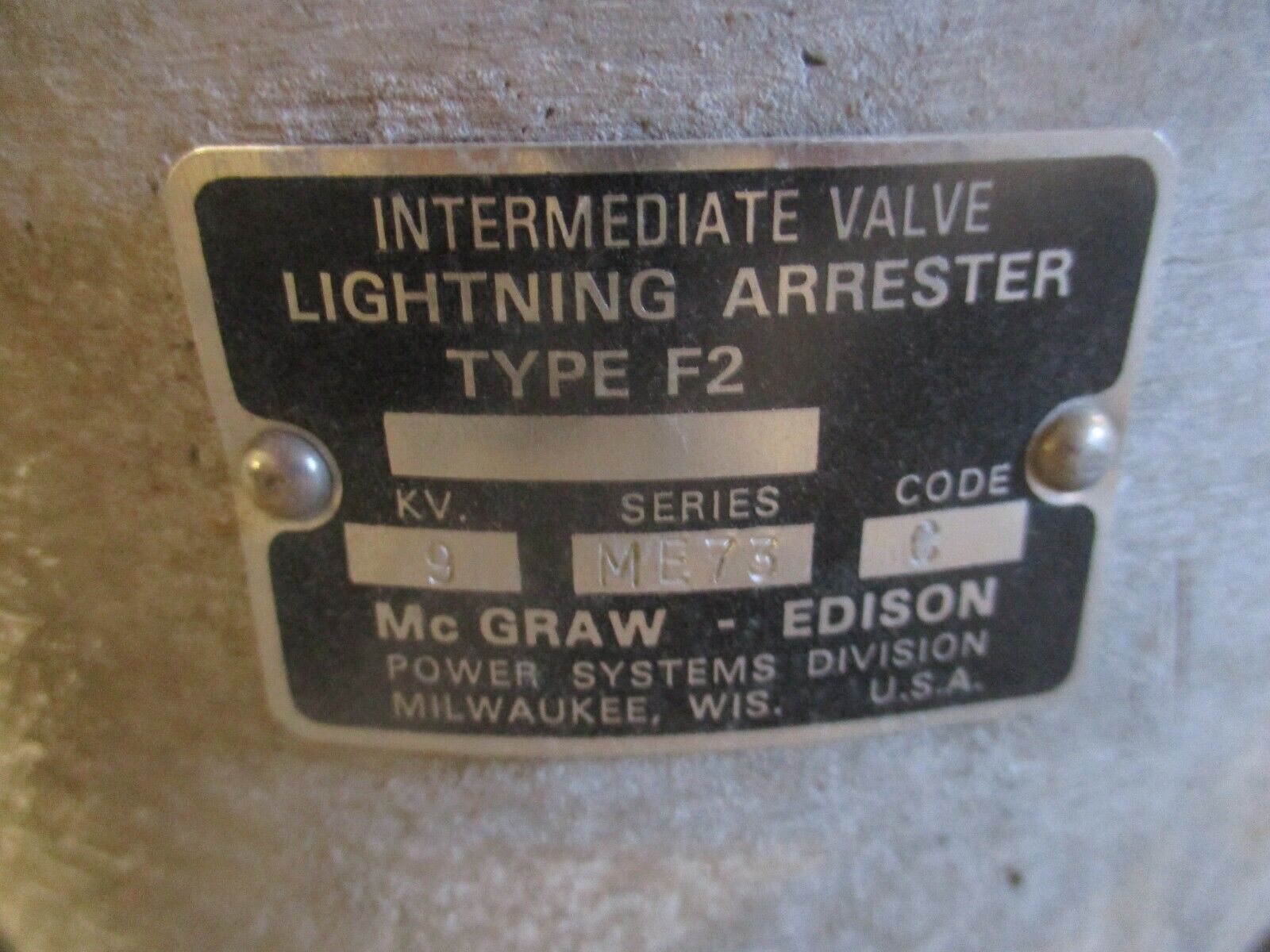 McGraw-Edison Type F2 Lightning Arrester ME75 9kV Intermediate Valve Used