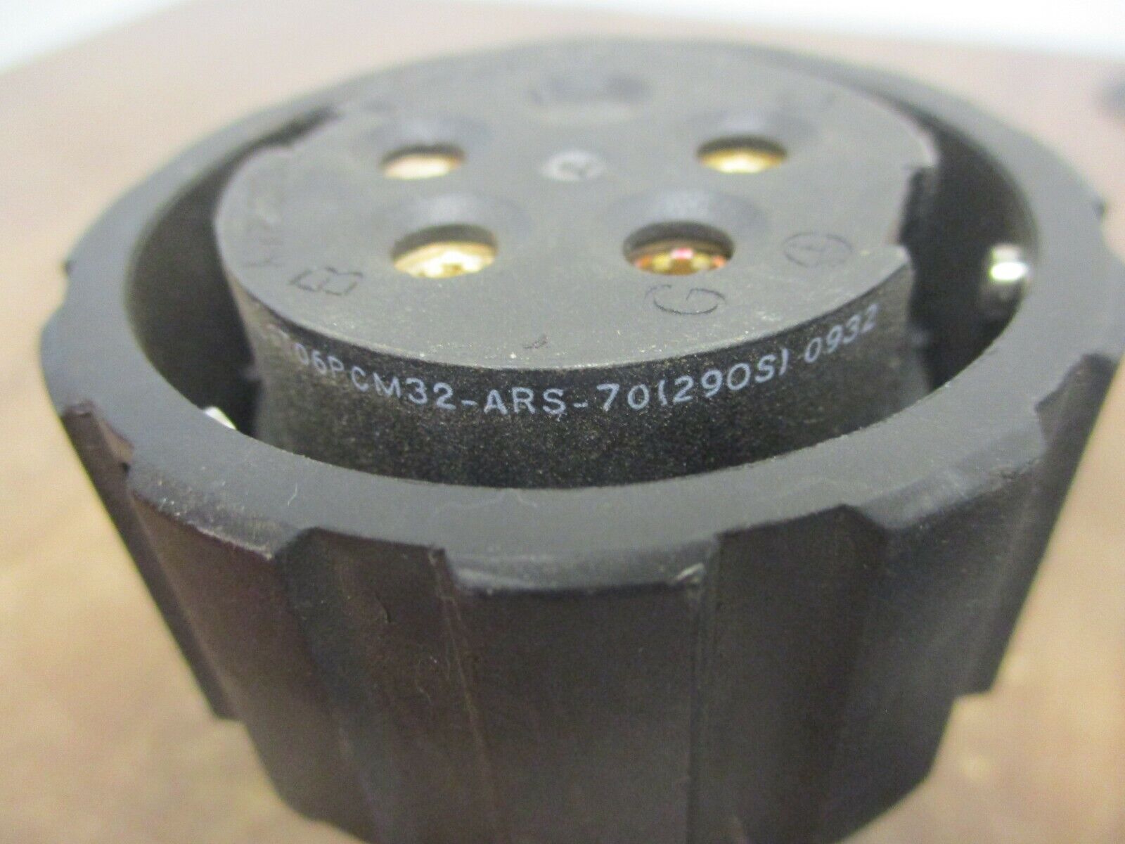 Amphenol Connector GT06PCM32-ARS-70(29OS) 0932 70A 600V Used