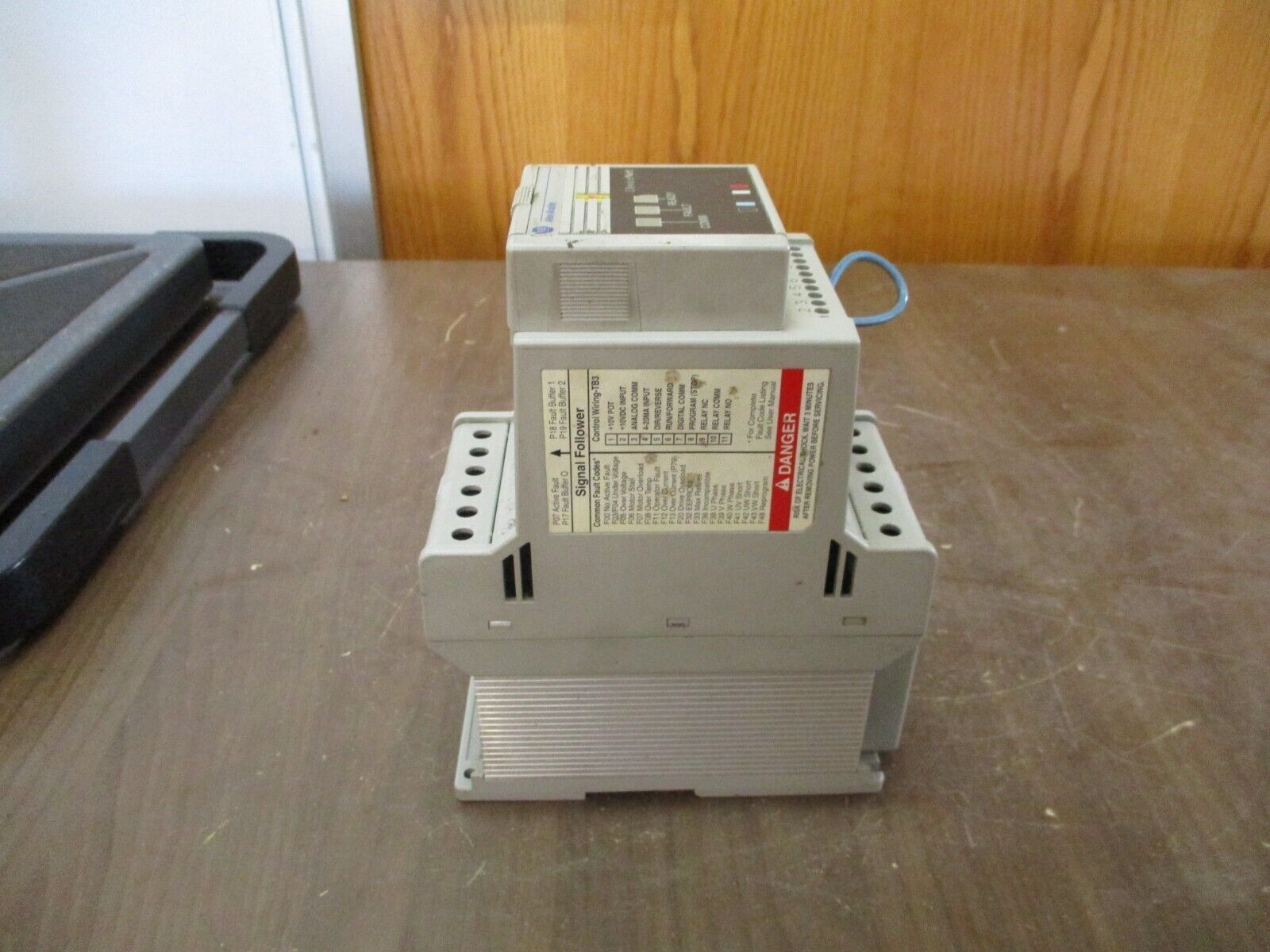 Allen-Bradley Speed Controller 160-BA03NSF1 Ser. C FRN: 7.03 Analog S.F. 1HP 3Ph