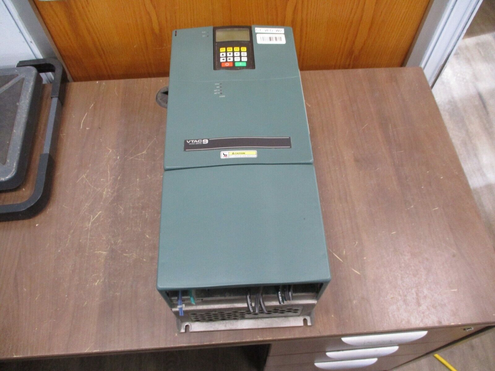 Rockwell Automation VTAC 9 AC Drive 9VT401-040HTANA 30HP 3Ph w/ Keypad Used