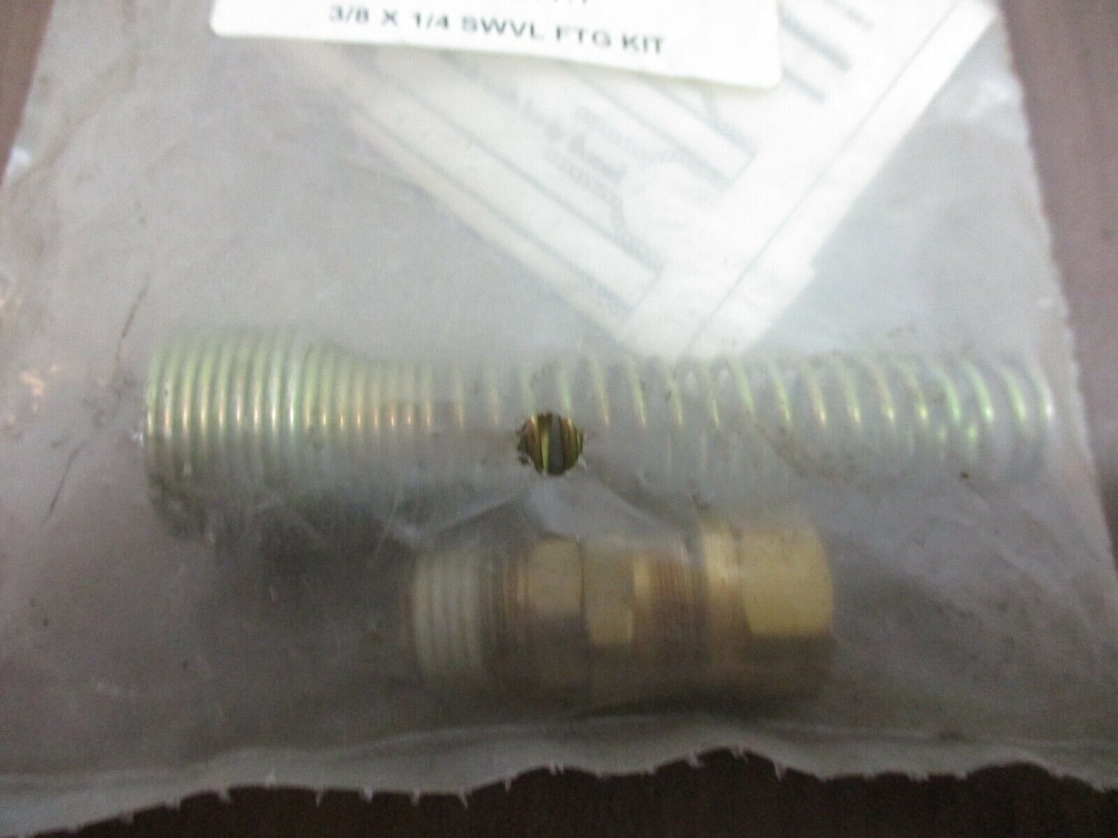Nycoil Swivel Fitting Kit 01640 3/8 x 1/4 New Surplus