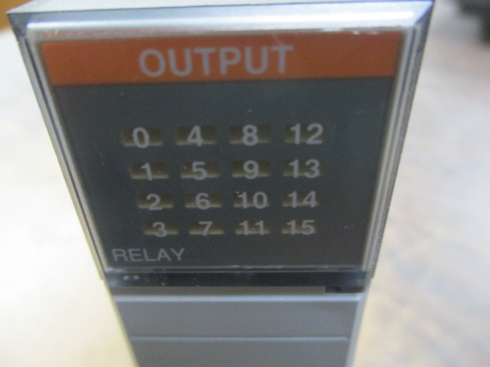 Allen-Bradley SLC 500 Output Module 1746-OW16 Ser. D 5-265VAC/5-125VDC Output
