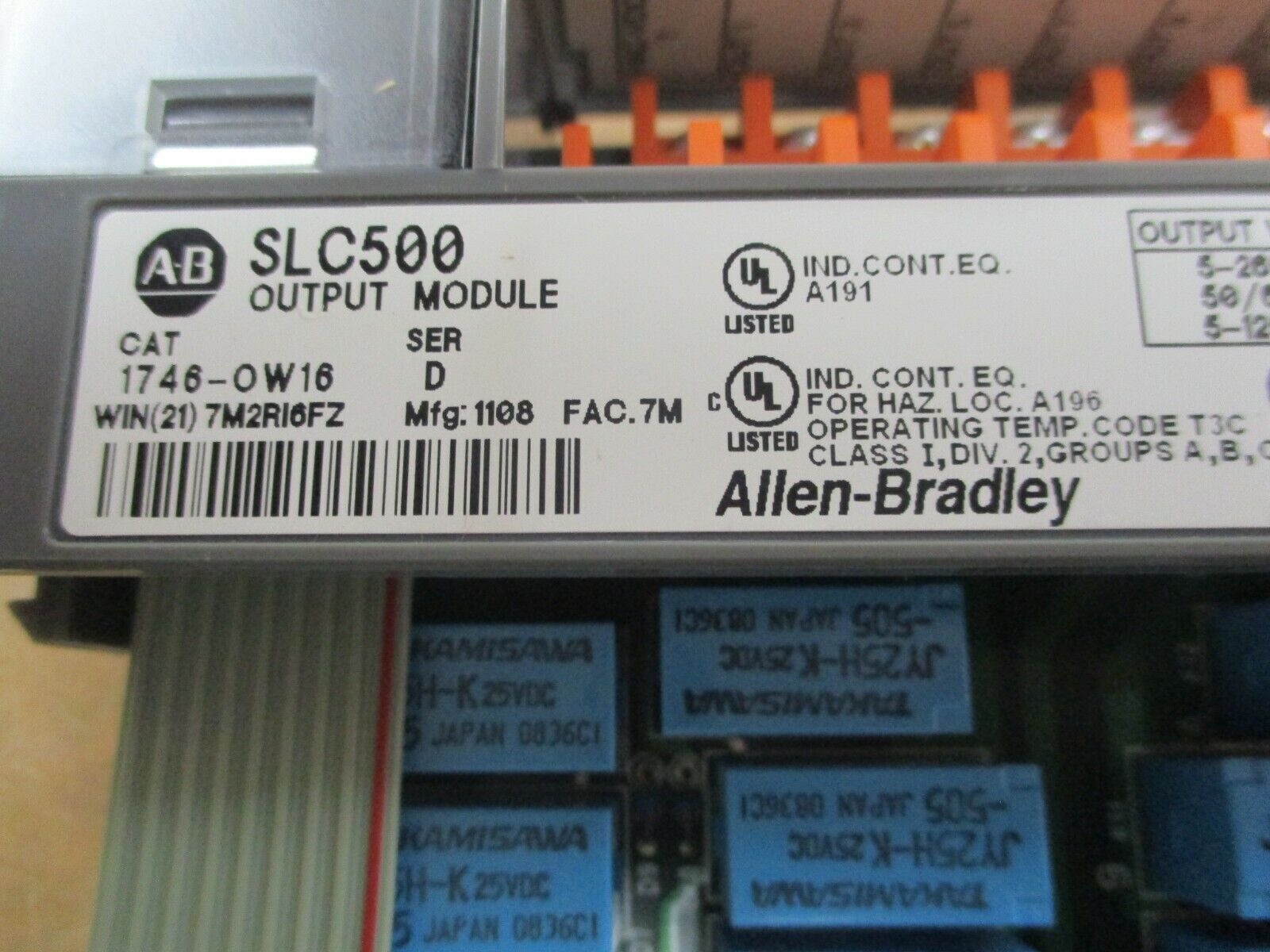 Allen-Bradley SLC 500 Output Module 1746-OW16 Ser. D 5-265VAC/5-125VDC Output