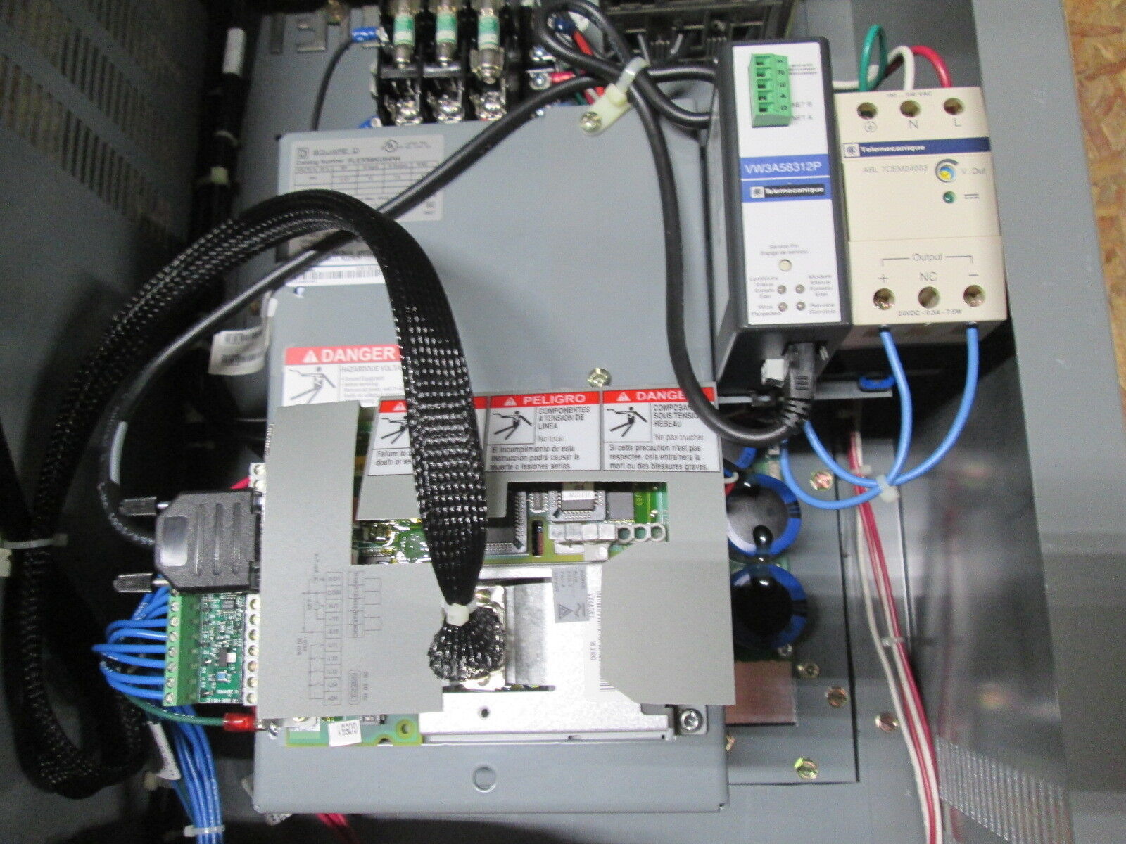 Square D EconoFlex Altivar AC Drive W/ Bypass 58EFG4VY A07B08A09J09L09 5HP