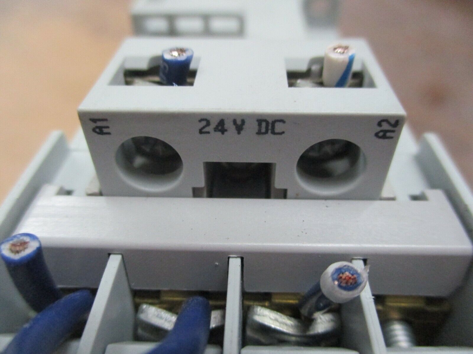 Allen-Bradley Safety Contactor 100S-C09ZJ14C Ser. A 25A 600V Used