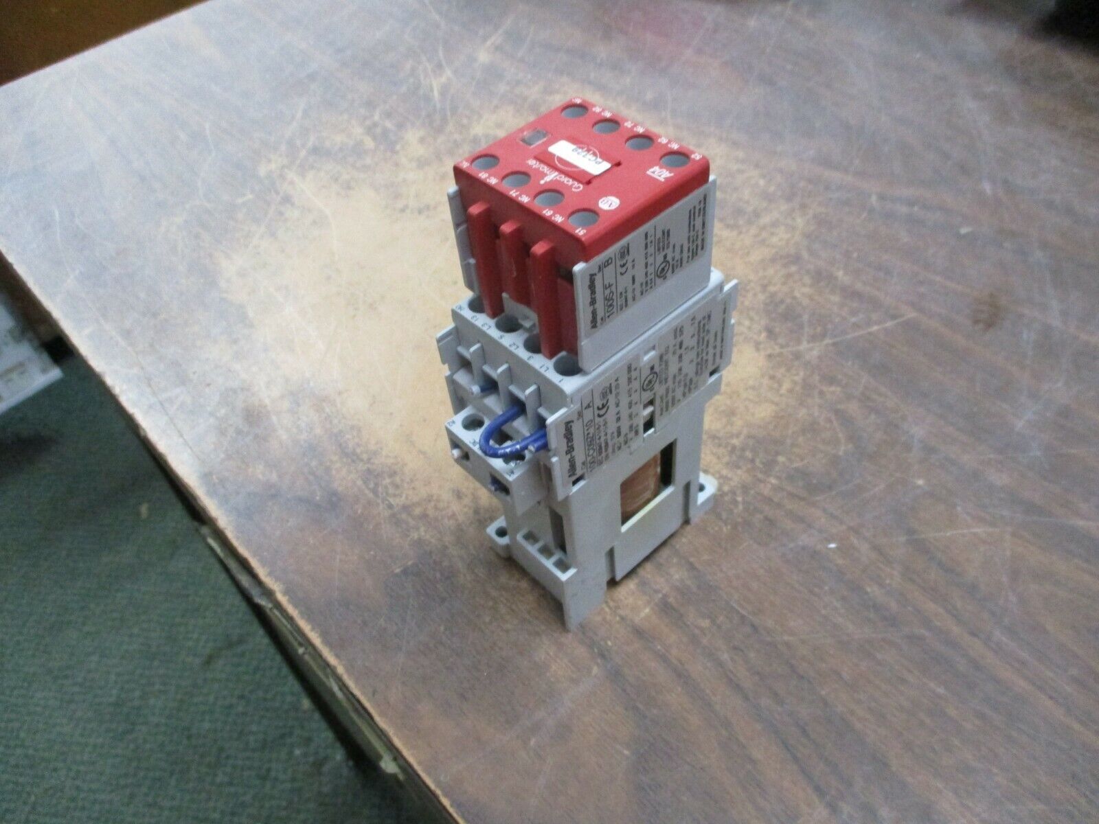 Allen-Bradley Safety Contactor 100S-C09ZJ14C Ser. A 25A 600V Used