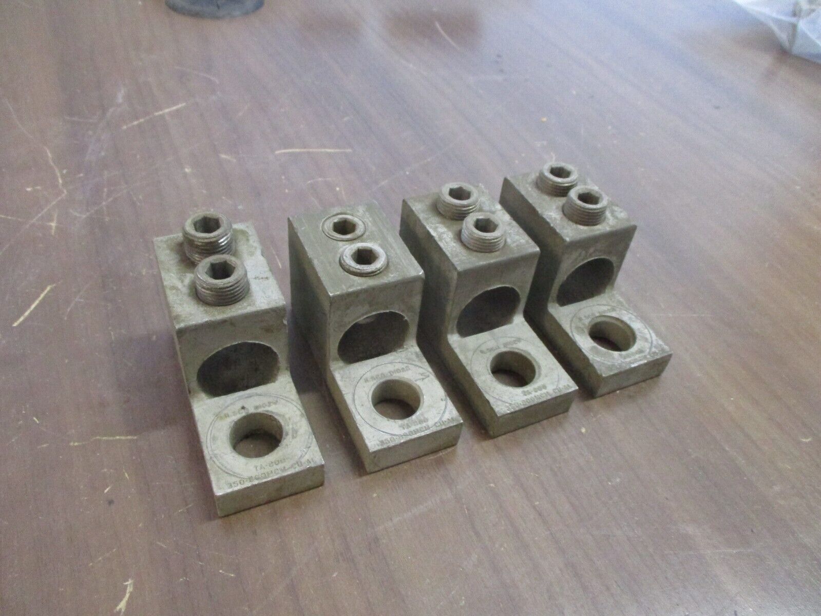 Ilsco Mechanical Lug TA-800 350-800MCM *Lot of 4* Used