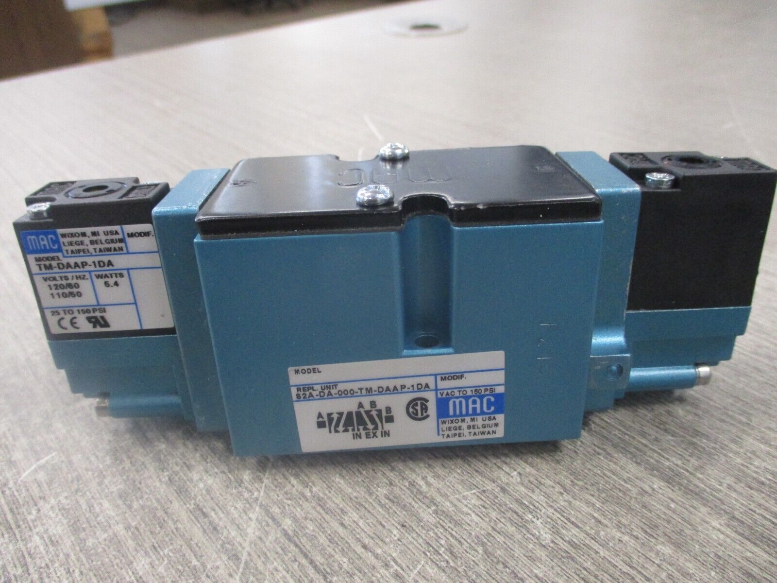 MAC Solenoid Valve 82A-DA-000-TM-DAAP-1DA *No Box* New Surplus