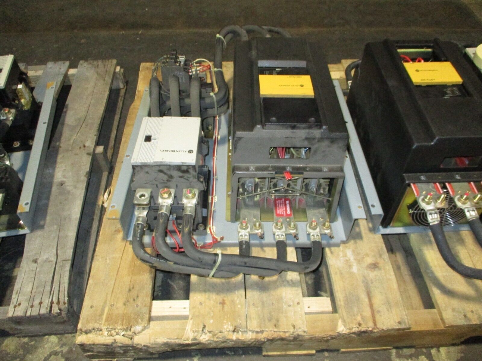 Allen-Bradley SMC Plus Soft Start Assembly 150-A240NBDB Ser. B 200HP 208-480V