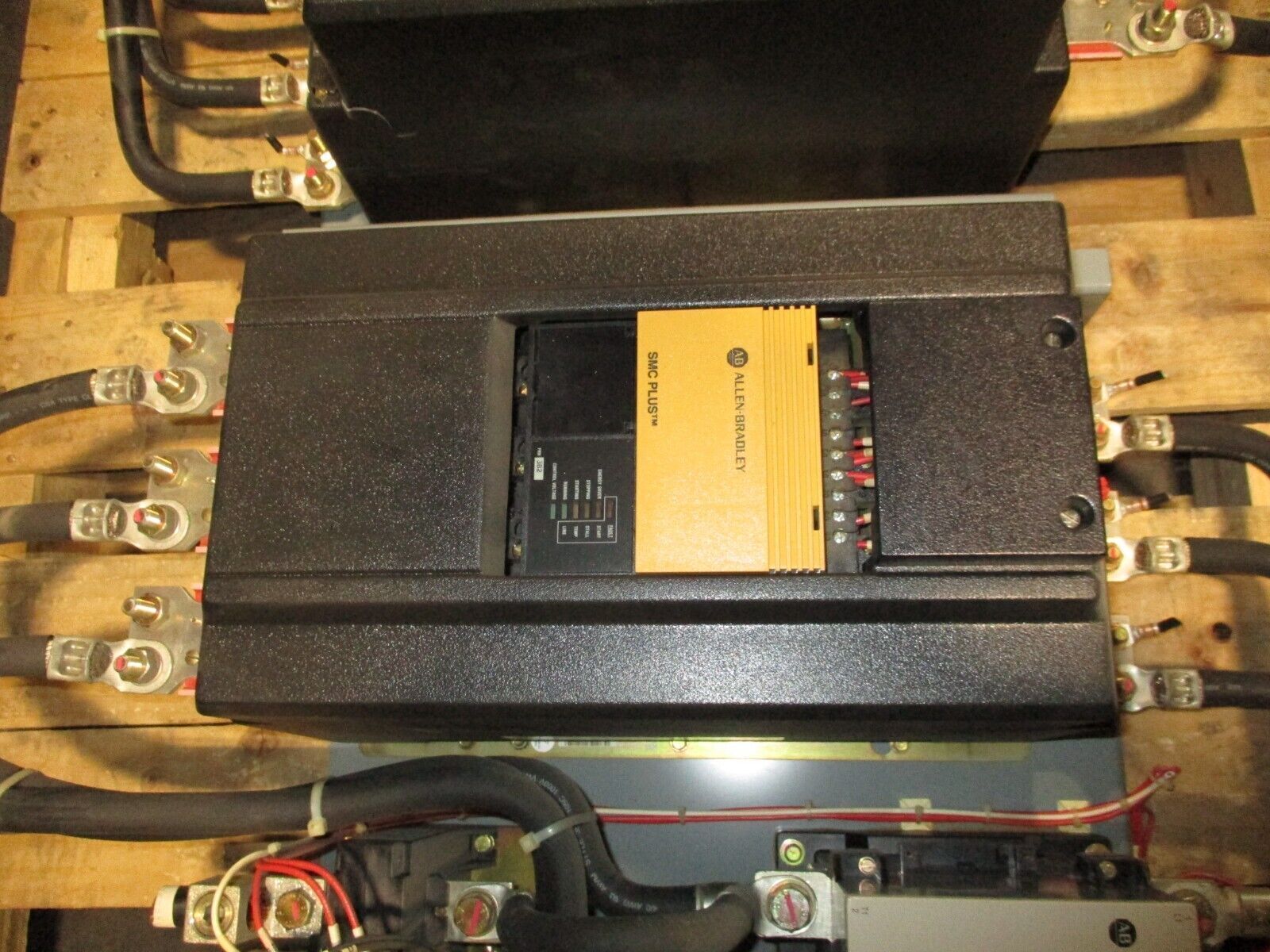 Allen-Bradley SMC Plus Soft Start Assembly 150-A240NBDB Ser. B 200HP 208-480V