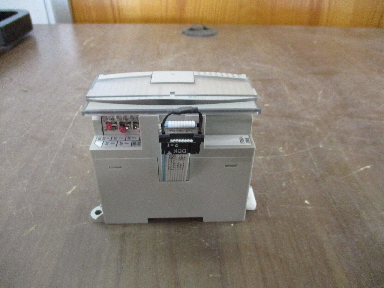 Allen-Bradley MicroLogix VAC/VDC Relay Output Module 1762-OW8 Ser. A Rev. D 8PT