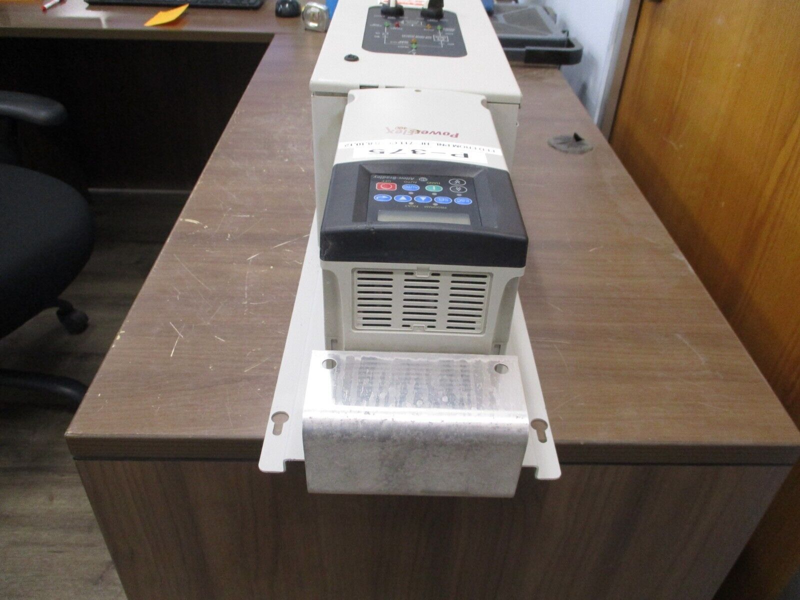 Allen-Bradley PowerFlex 400 AC Drive w/ Bypass 23C-D010A103NNBANN 5HP 3Ph Used