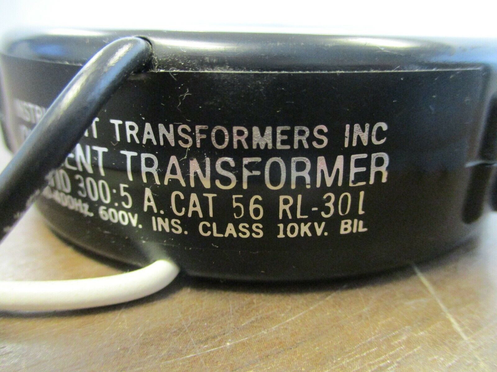 Instrument Transformers Current Transformer 56RL-301 Ratio 300:5A 600V Used