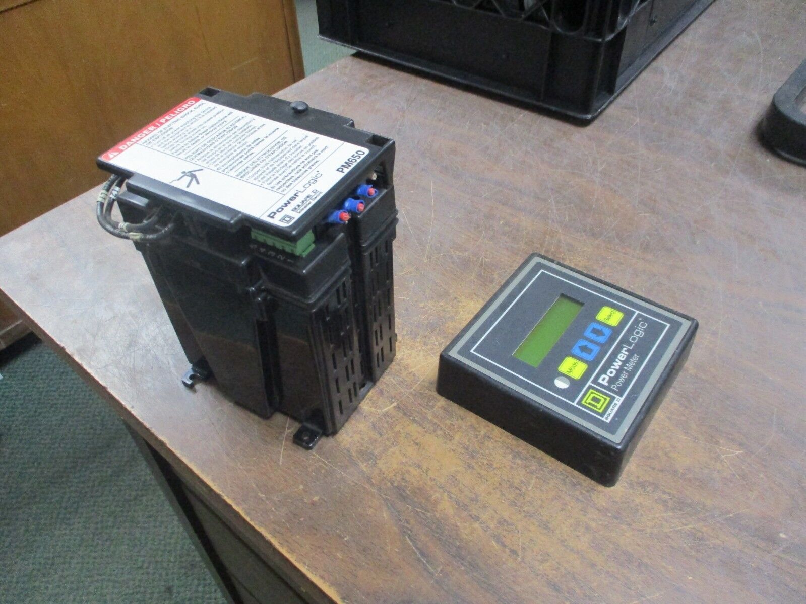 Square D PowerLogic Power Meter 3020 PMD-32 3020 PM650 Used