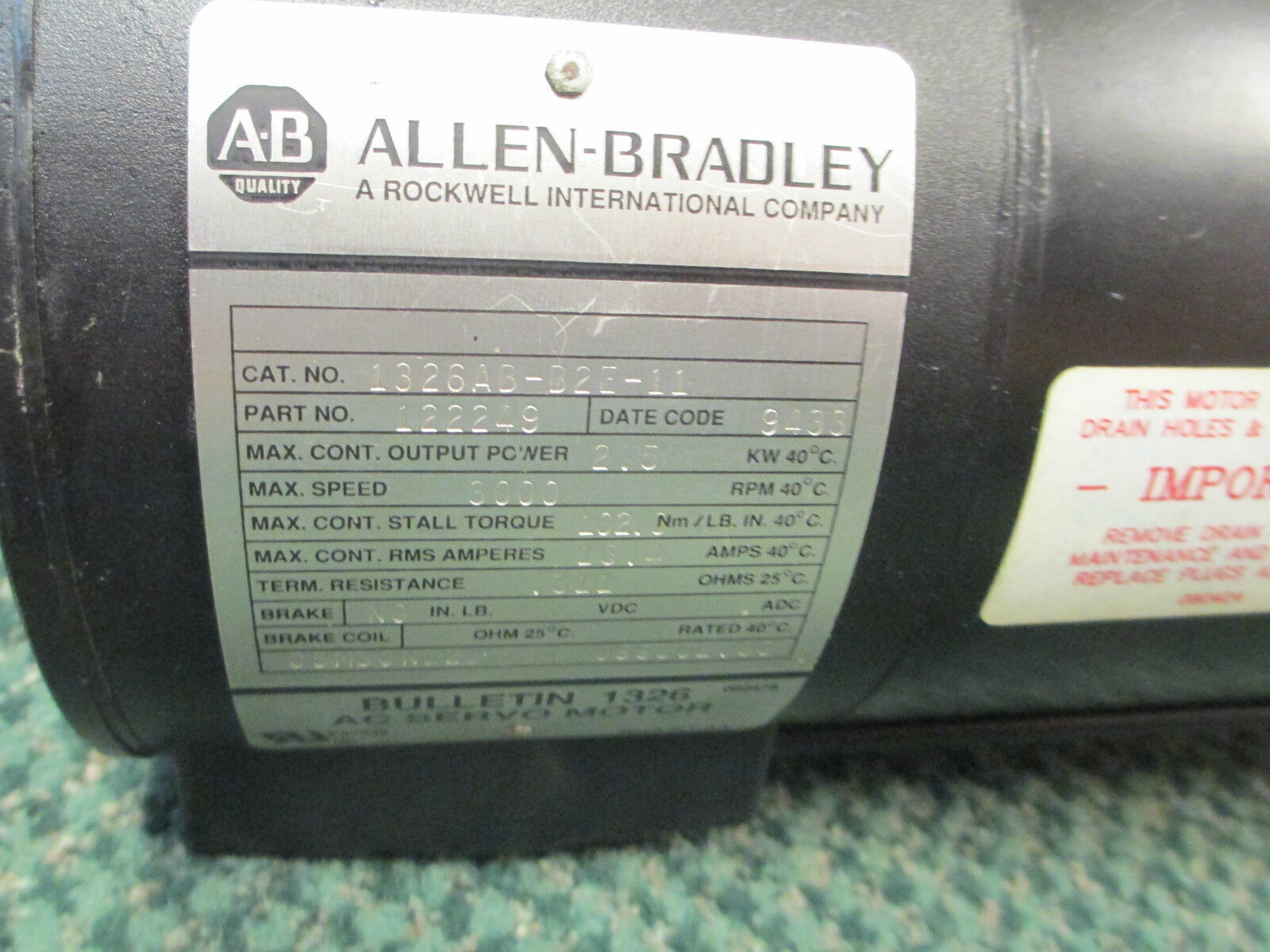 Allen-Bradley 1326 AC Servo Motor 1326AB-B2E-11, w/ Winsmith 926 Gear 926CDT