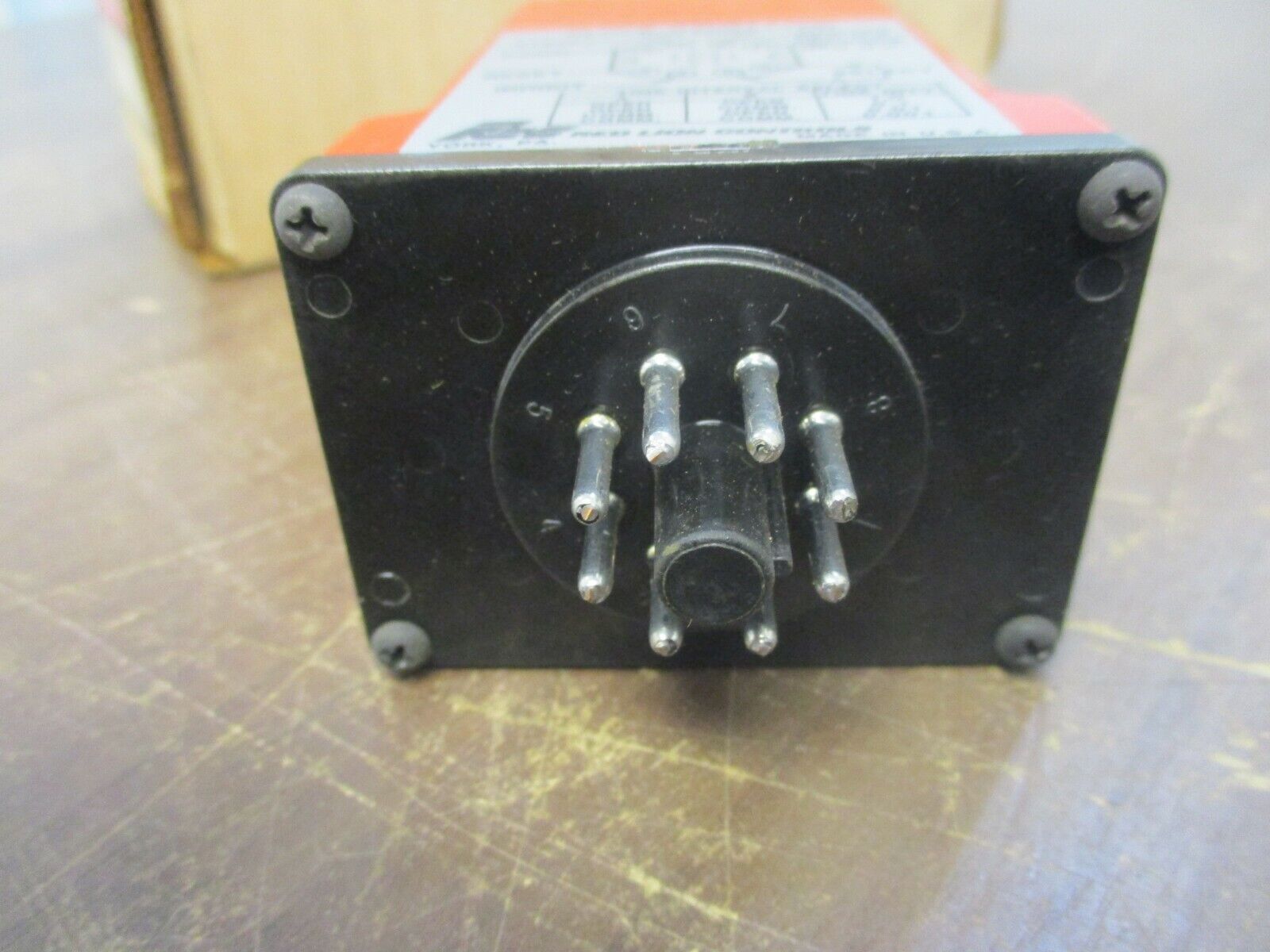 Red Lion Controls Clock Oscillator CO510000 New Surplus