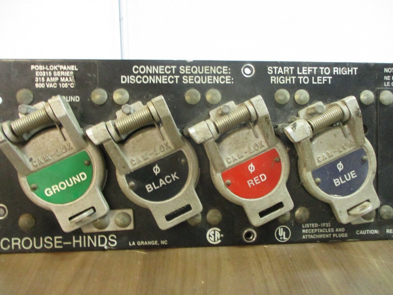Crouse-Hinds Pos-Lok Panel E0315 315A 600V Used