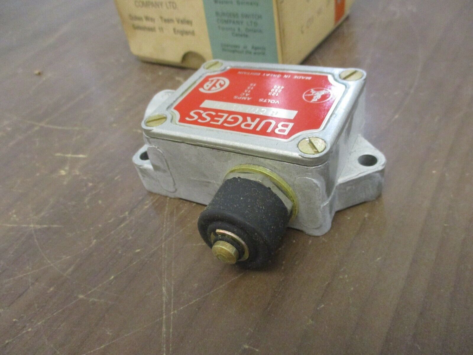 Burgess Micro Switch Limit Switch C CTH MS LH New Surplus