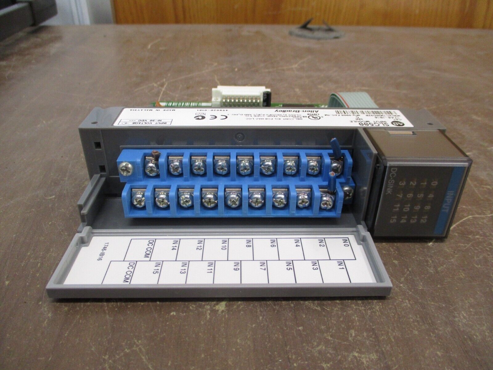 Allen-Bradley SLC 500 Input Module 1746-IB16 Series C 10-30 VDC Used