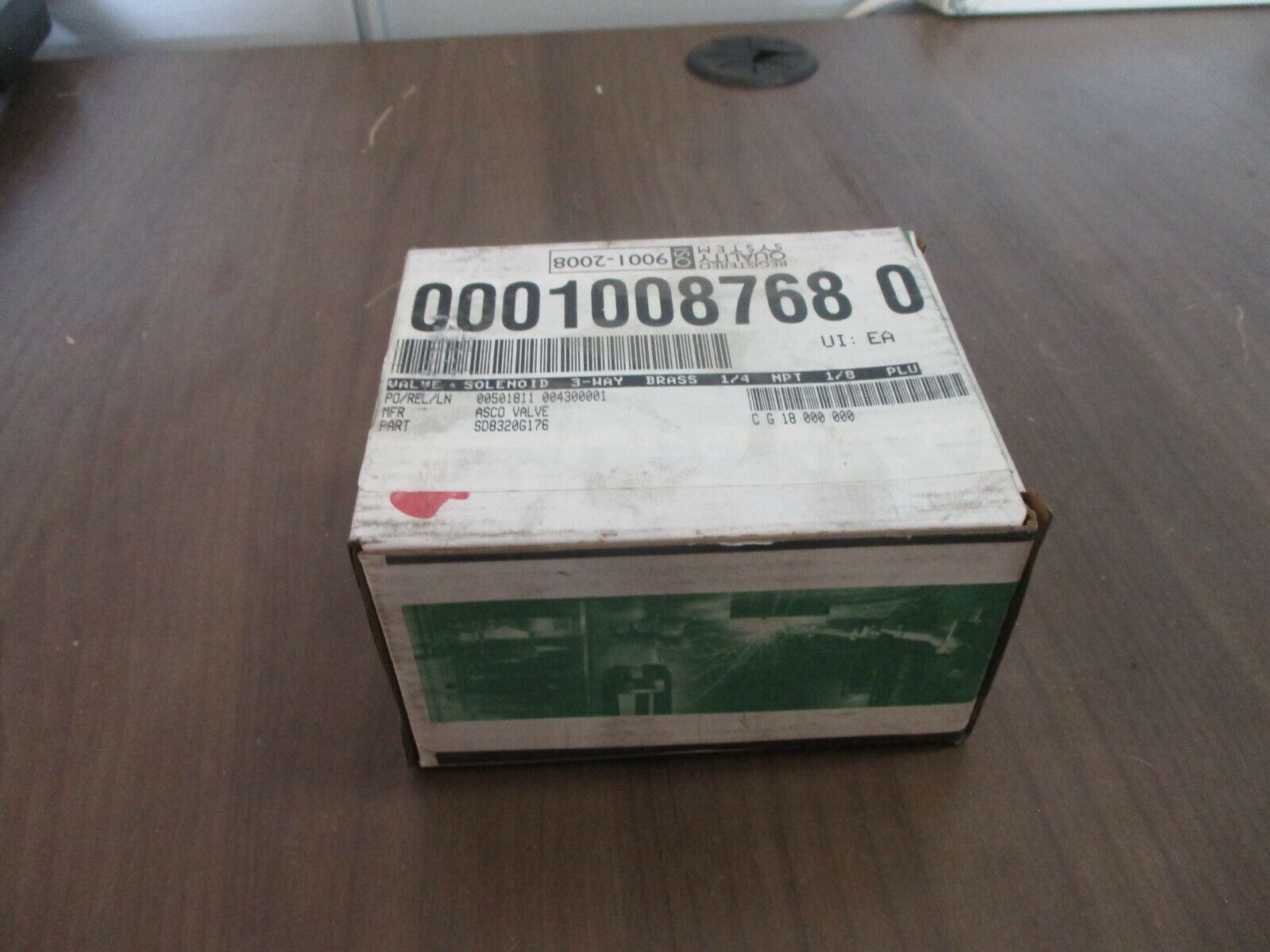 Asco Red Hat Solenoid Valve SD8320G176 24V 60Hz New Surplus