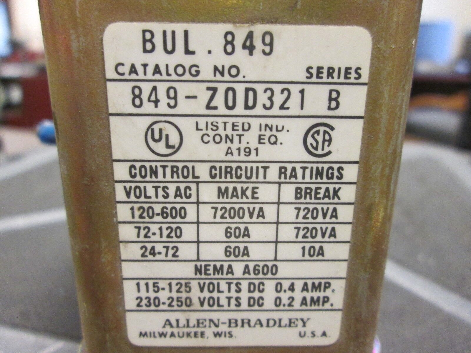 Allen-Bradley Pneumatic Timing Relay 889-Z0D321 120V Coil Used