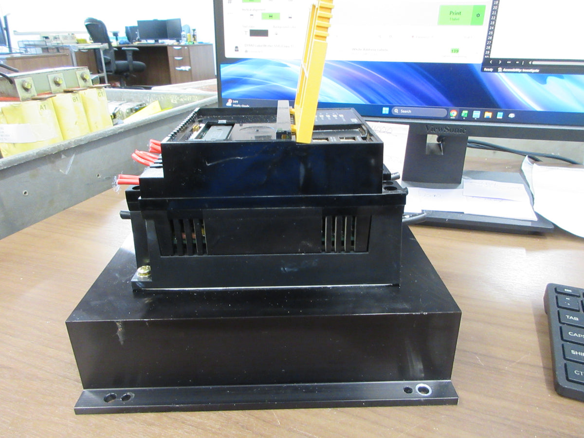Allen-Bradley SMC Dialog Plus Soft Start 150-A35NBD Ser. B 25HP 208-480V 35A