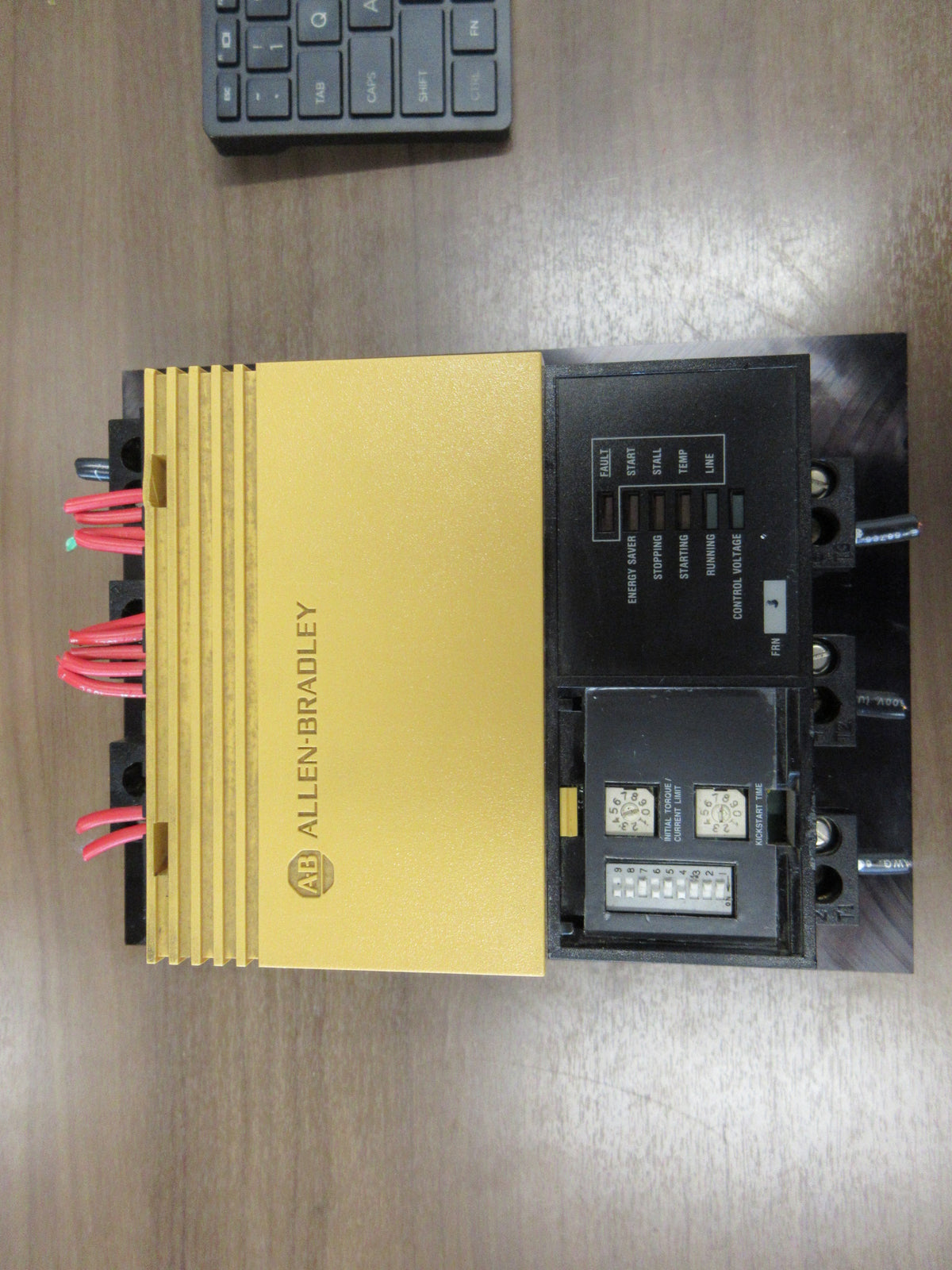 Allen-Bradley SMC Dialog Plus Soft Start 150-A35NBD Ser. B 25HP 208-480V 35A