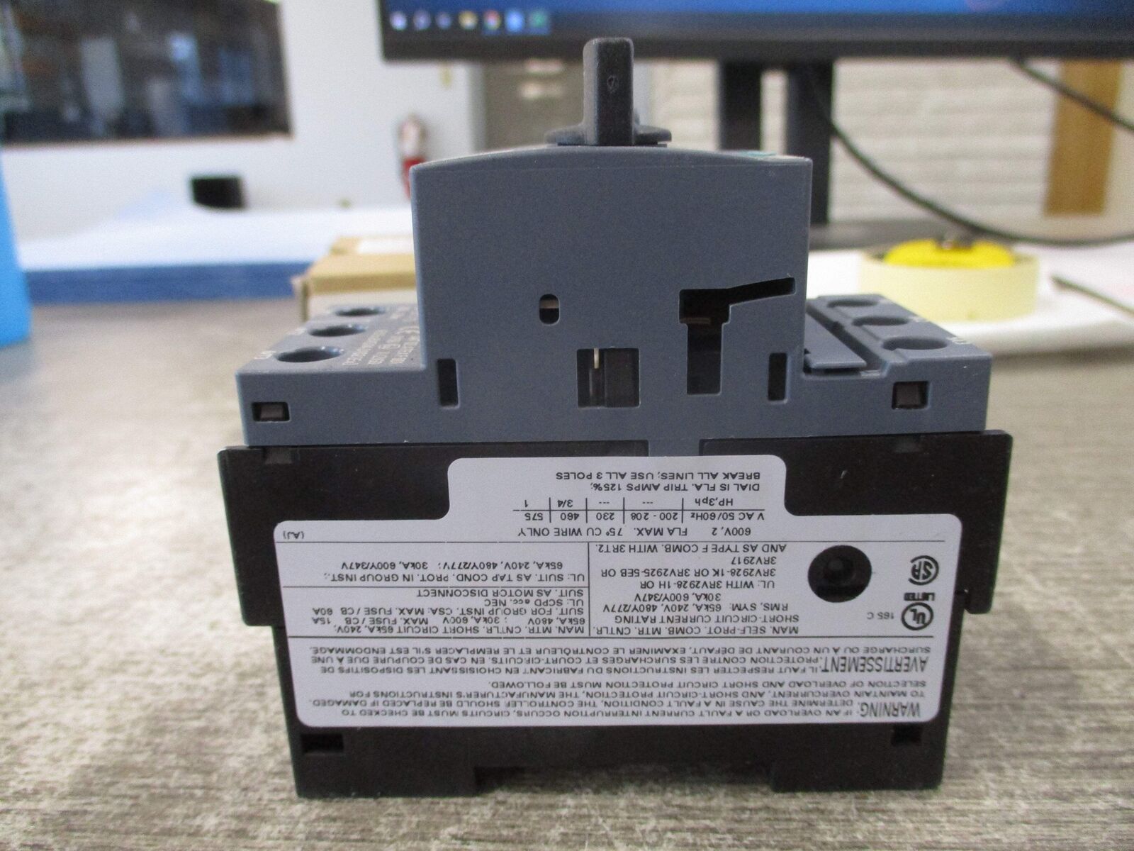 Siemens Manual Motor Protector 3RV2011-1BA10 Trip: 1.4-2A New Surplus