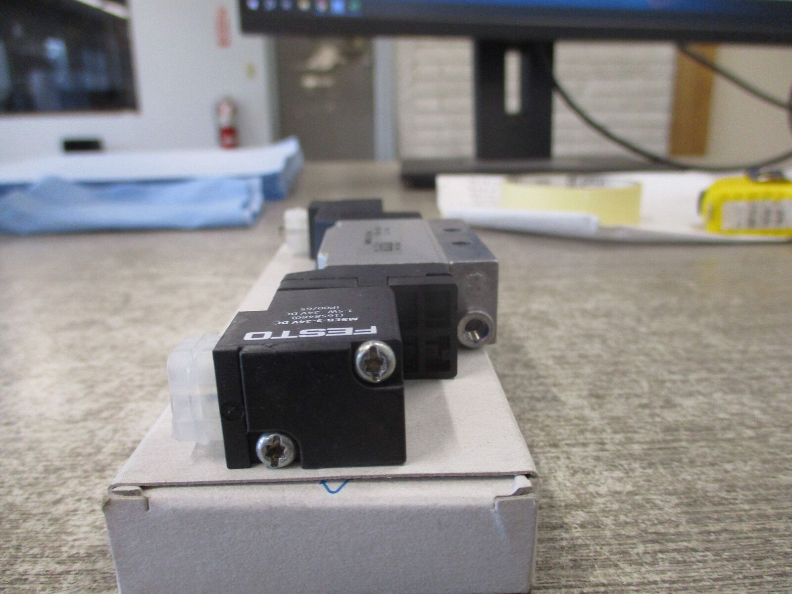 Festo Solenoid Valve 173034 JMEBH-5/2-1/8-B New Surplus