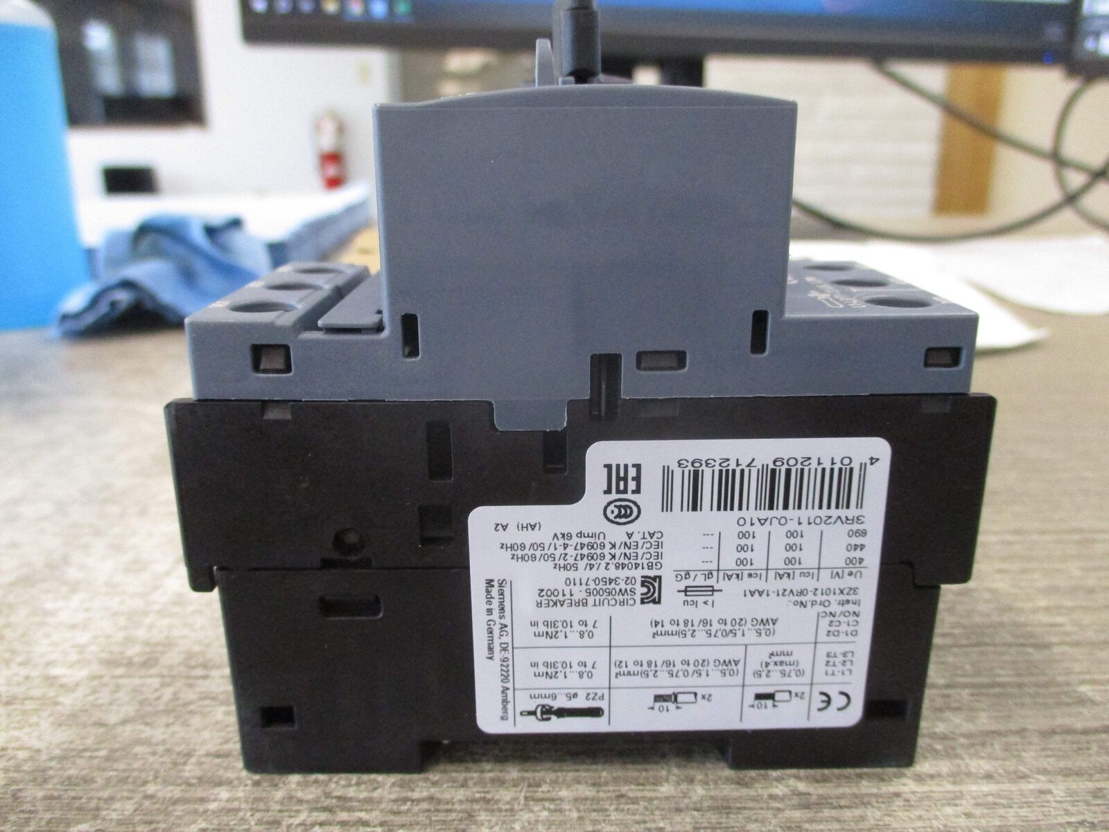 Siemens Sirius Manual Motor Protector 3RV2011-0JA10 Trip: 0.7-1.0A New Surplus