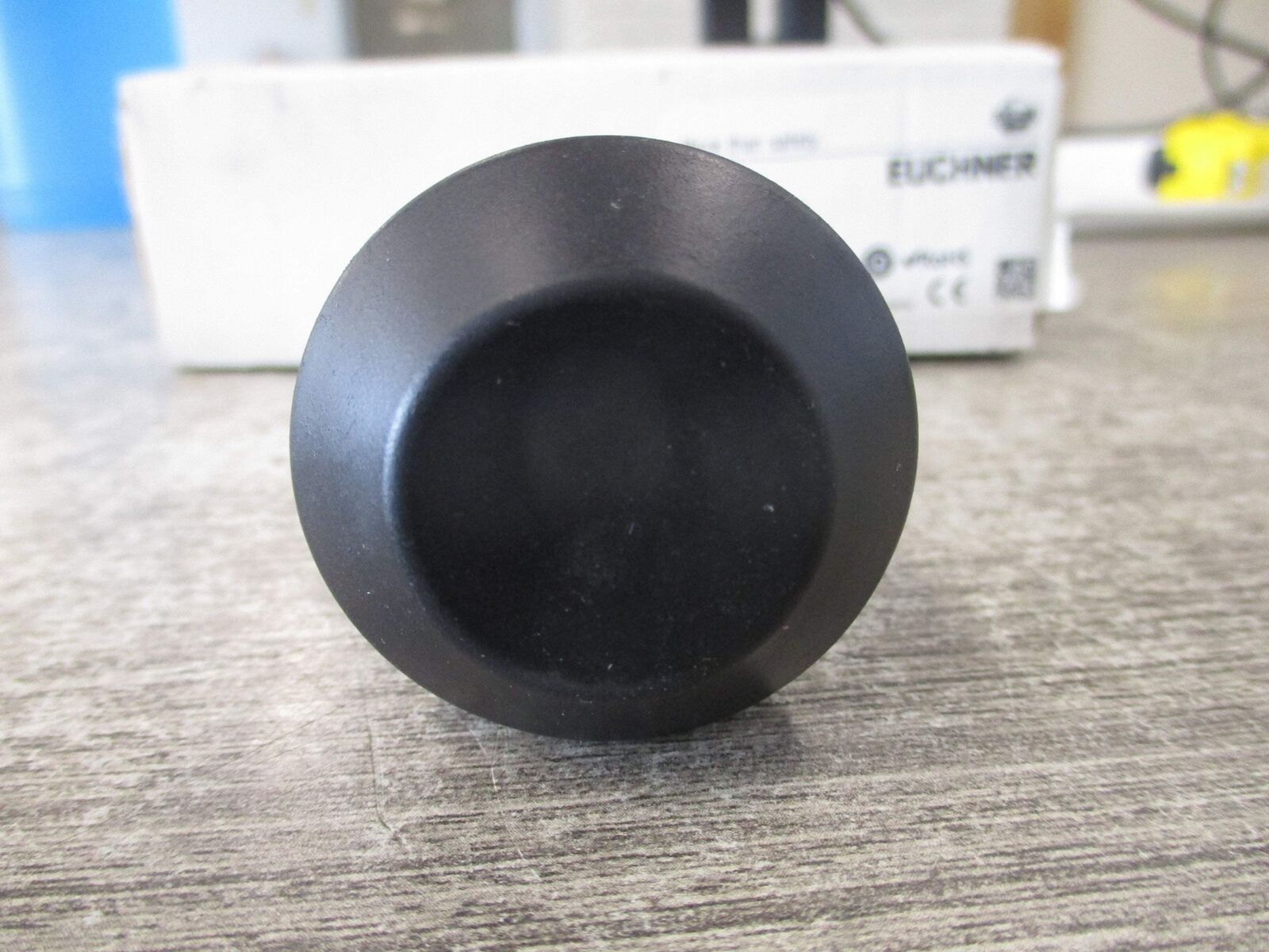 Euchner Enabling Switch ZSE2-4C1943 New Surplus