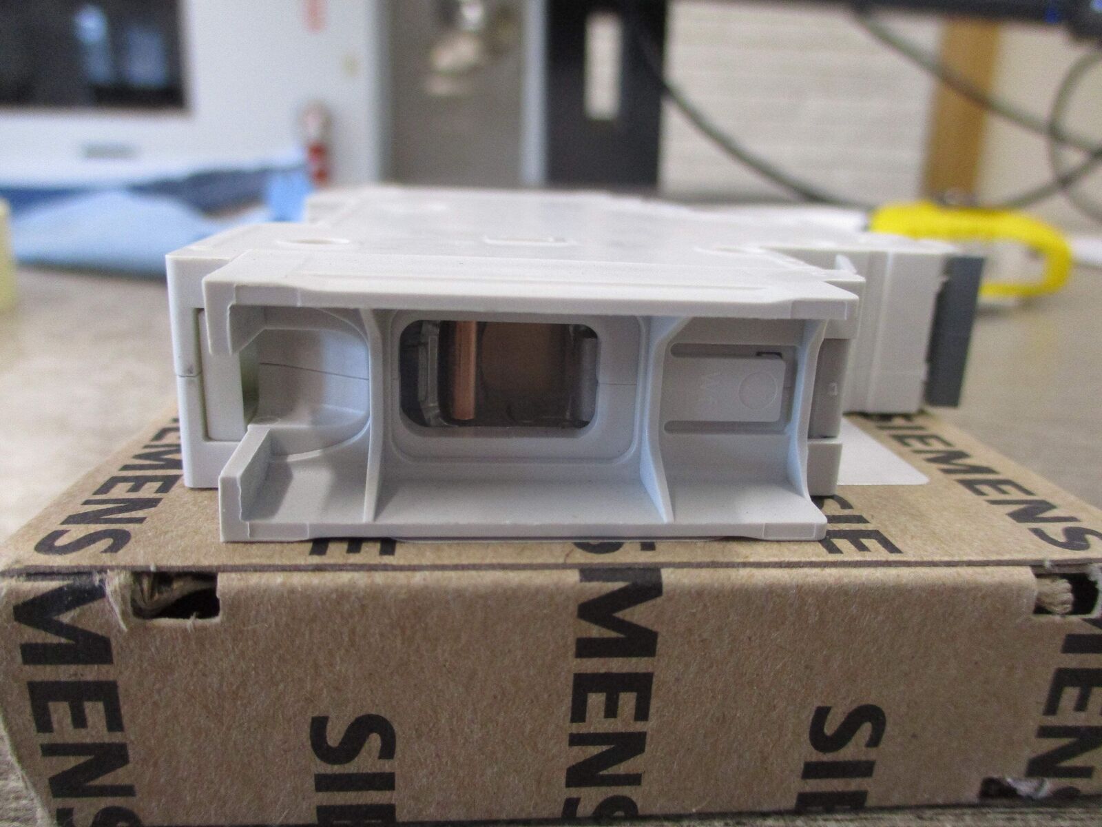 Siemens Circuit Breaker 5SJ4 110-7HG41 10A 1P New Surplus