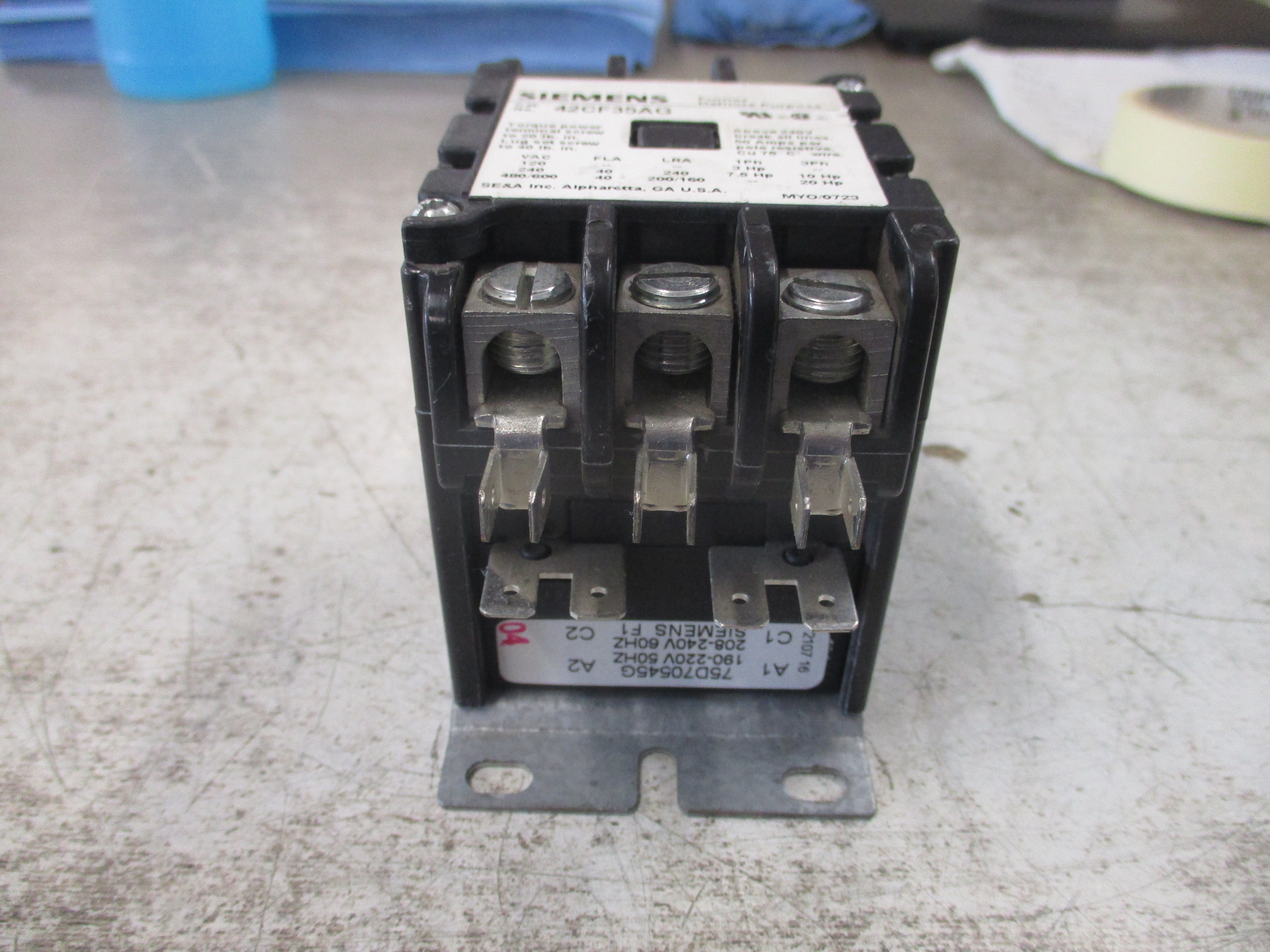 Siemens Furnas Definite Purpose Contactor 42CF35AG 208-240V Coil 40A 600V Used