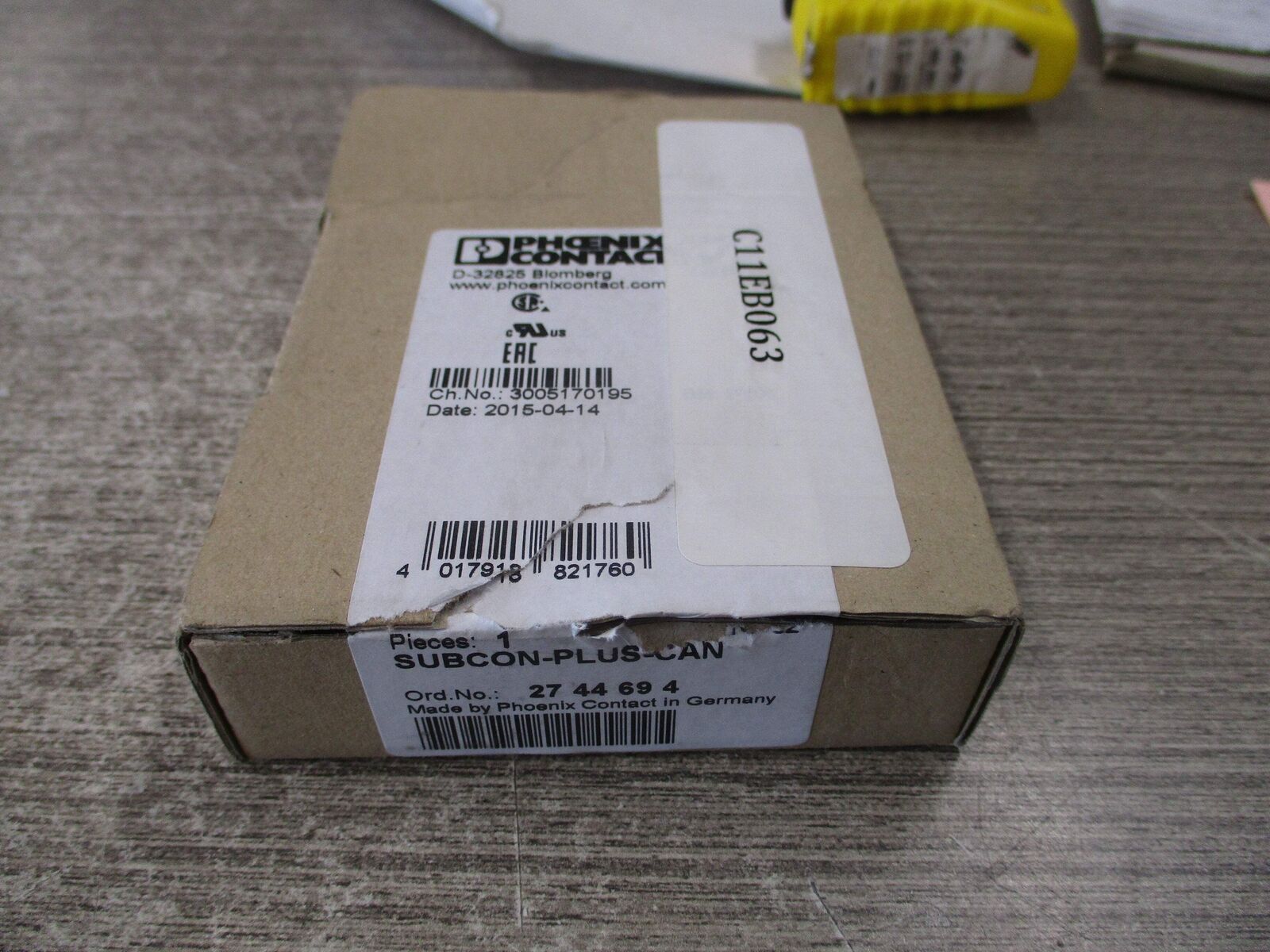 Phoenix Contact Subcon-Plus-Can Connector 2744694 New Surplus