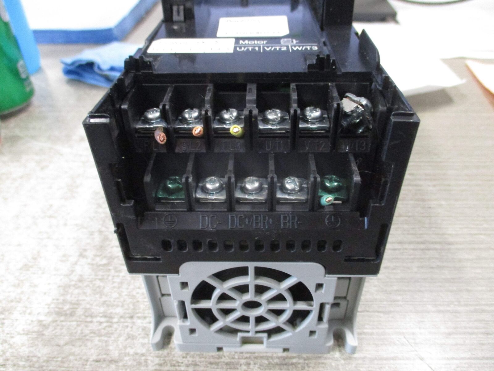 Allen-Bradley PowerFlex 523 AC Drive 25A-D010N104 5HP 3Ph Input: 380-480V / 47-6